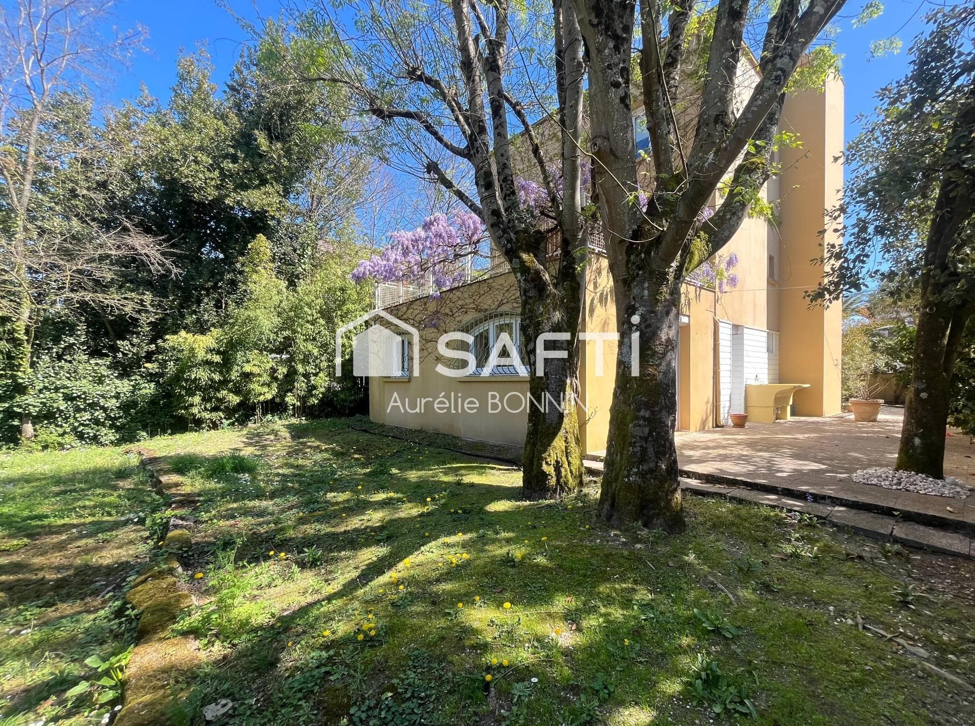 Talence Belle maison rénovée de 165m² sur une parcelle de 480m² avec garage