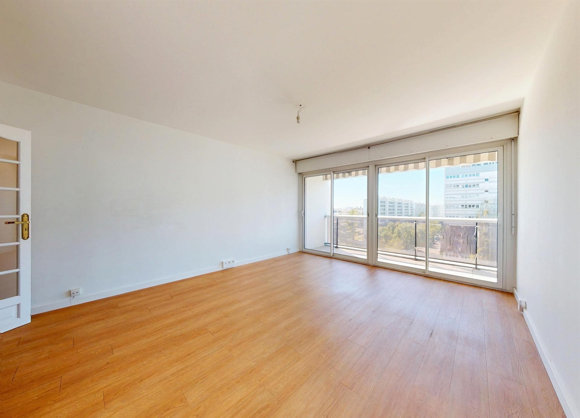 Appartement Cours de Luze (face à la piscine) — photo 3
