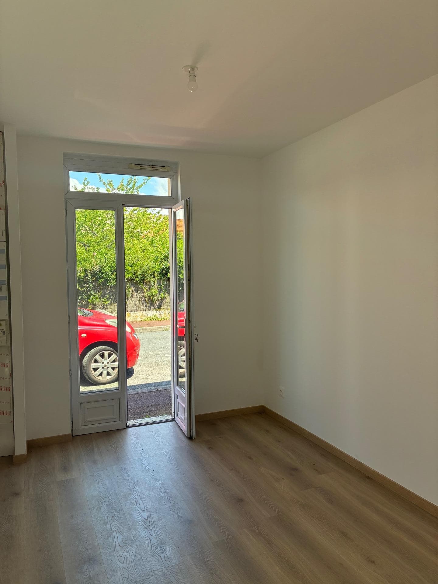 Maison de Ville avec Jardin au coeur de Gujan — photo 8