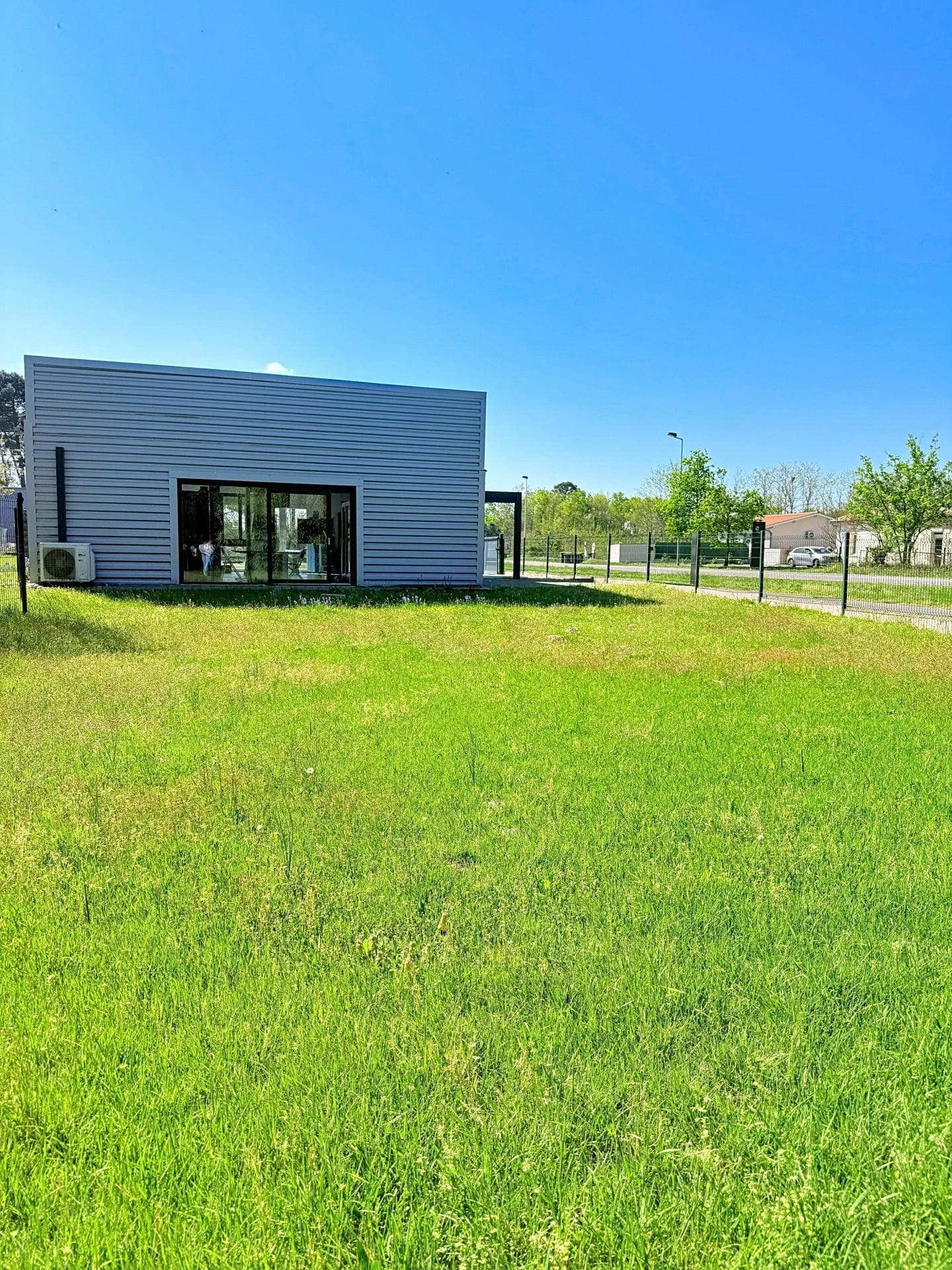 Local commercial en première ligne sur axe passant — photo 3