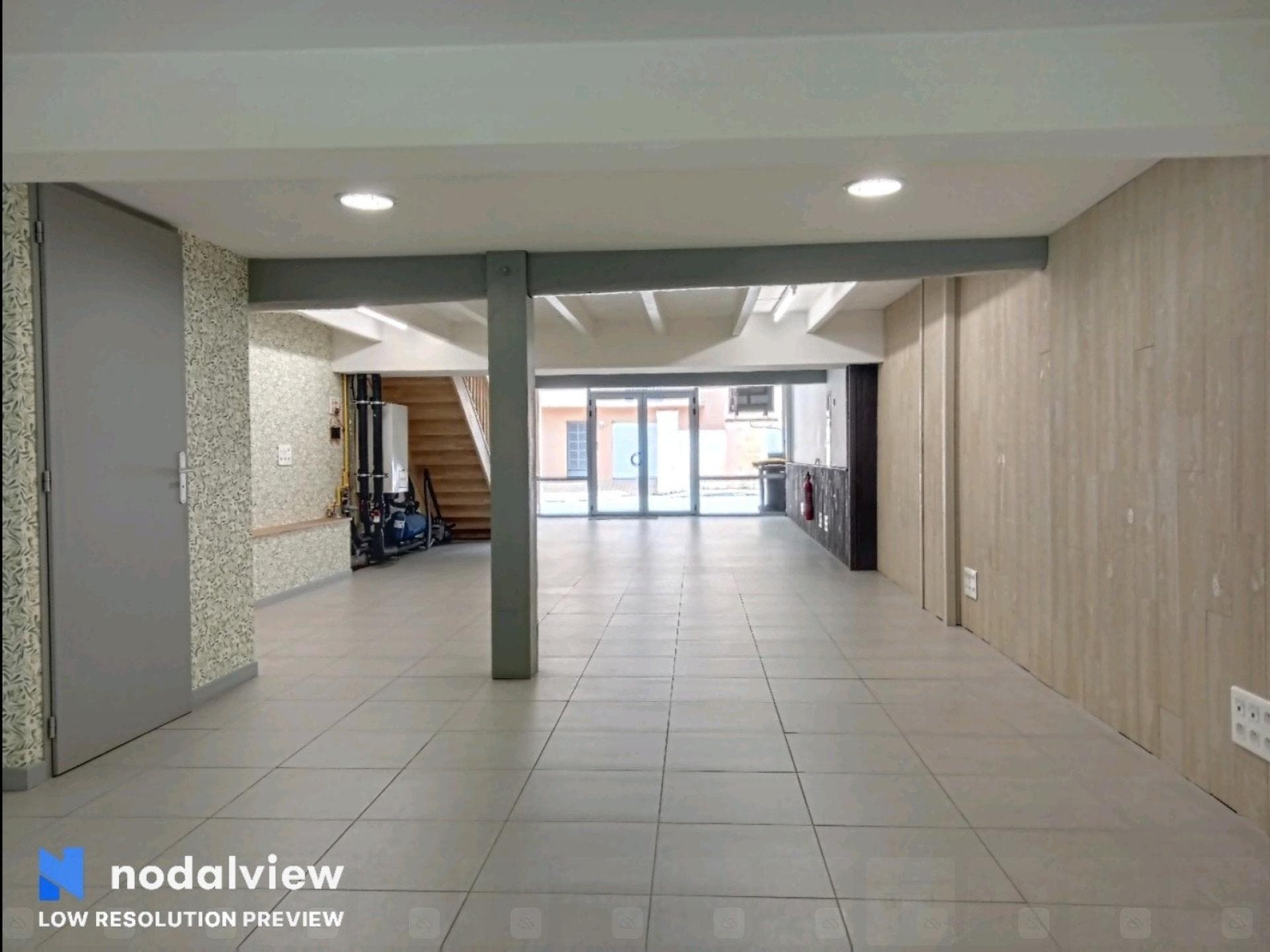 Bureaux de 160m² en plein centre de Langoiran ! — photo 3