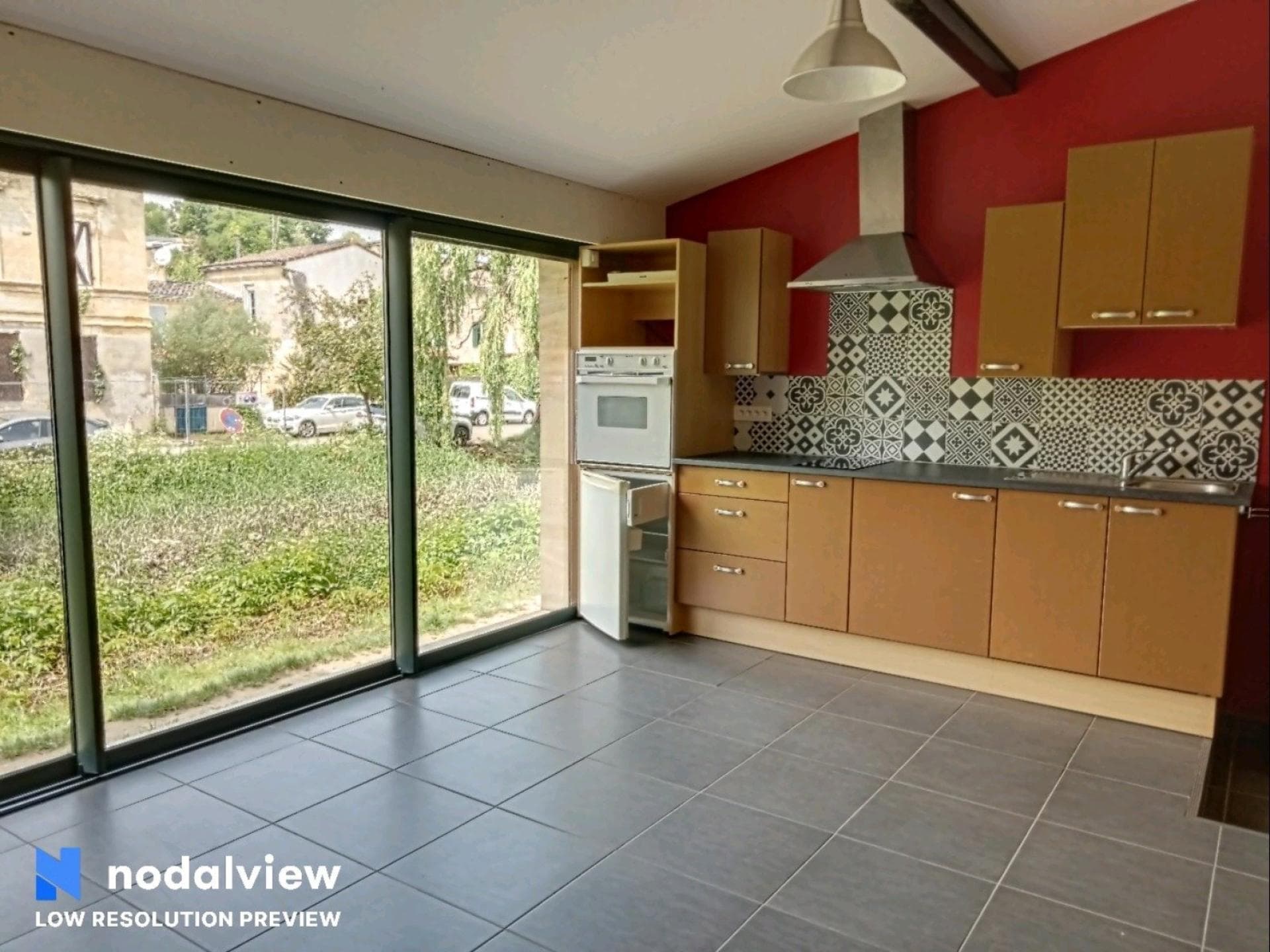 Bureaux de 160m² en plein centre de Langoiran ! — photo 4