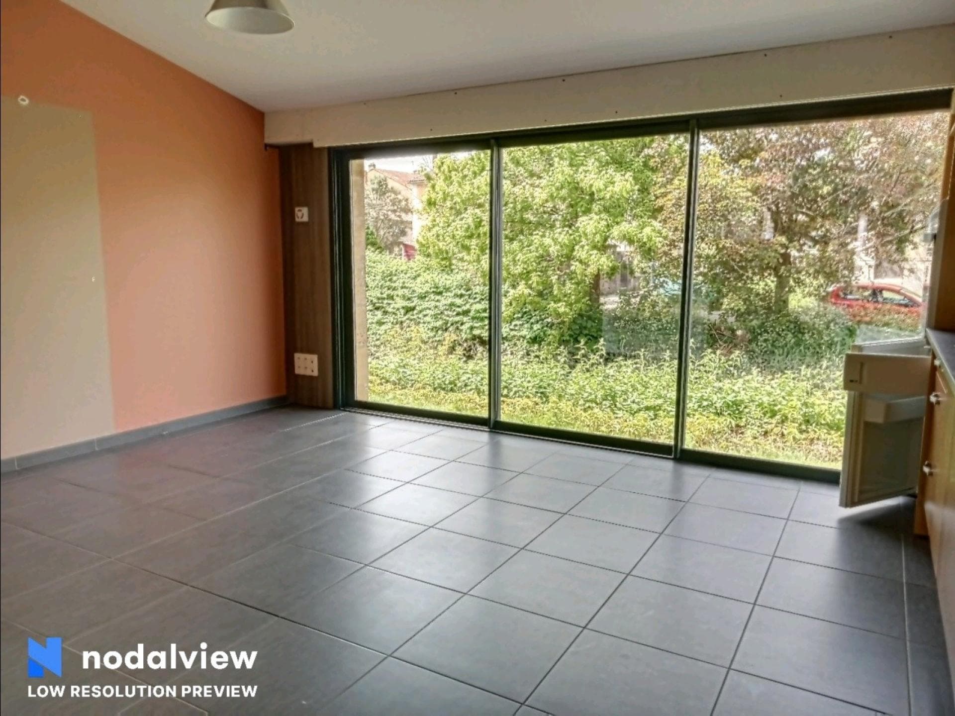 Bureaux de 160m² en plein centre de Langoiran !