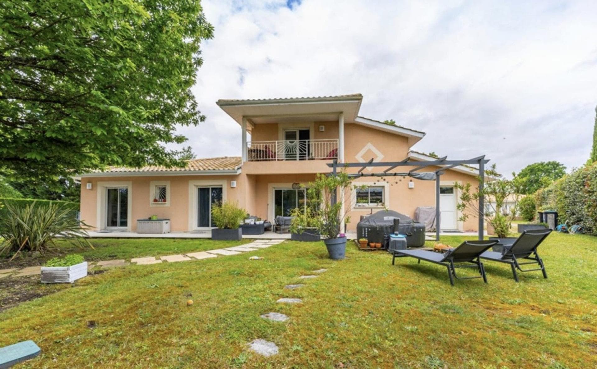 Superbe maison de 186m² sur 931m² de parcelle! — photo 3