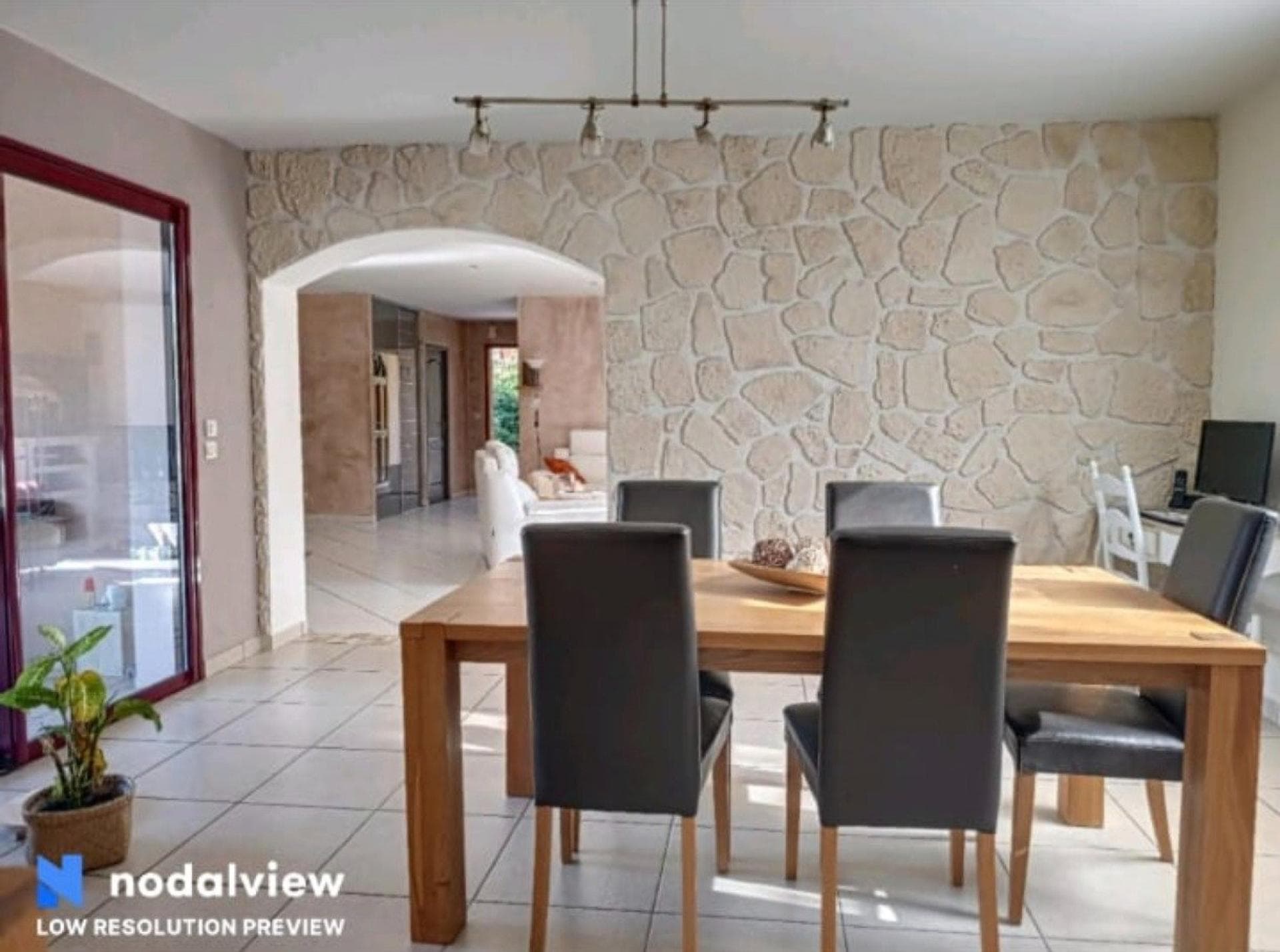 Maison de 155m² sur 1308m² de parcelle — photo 6