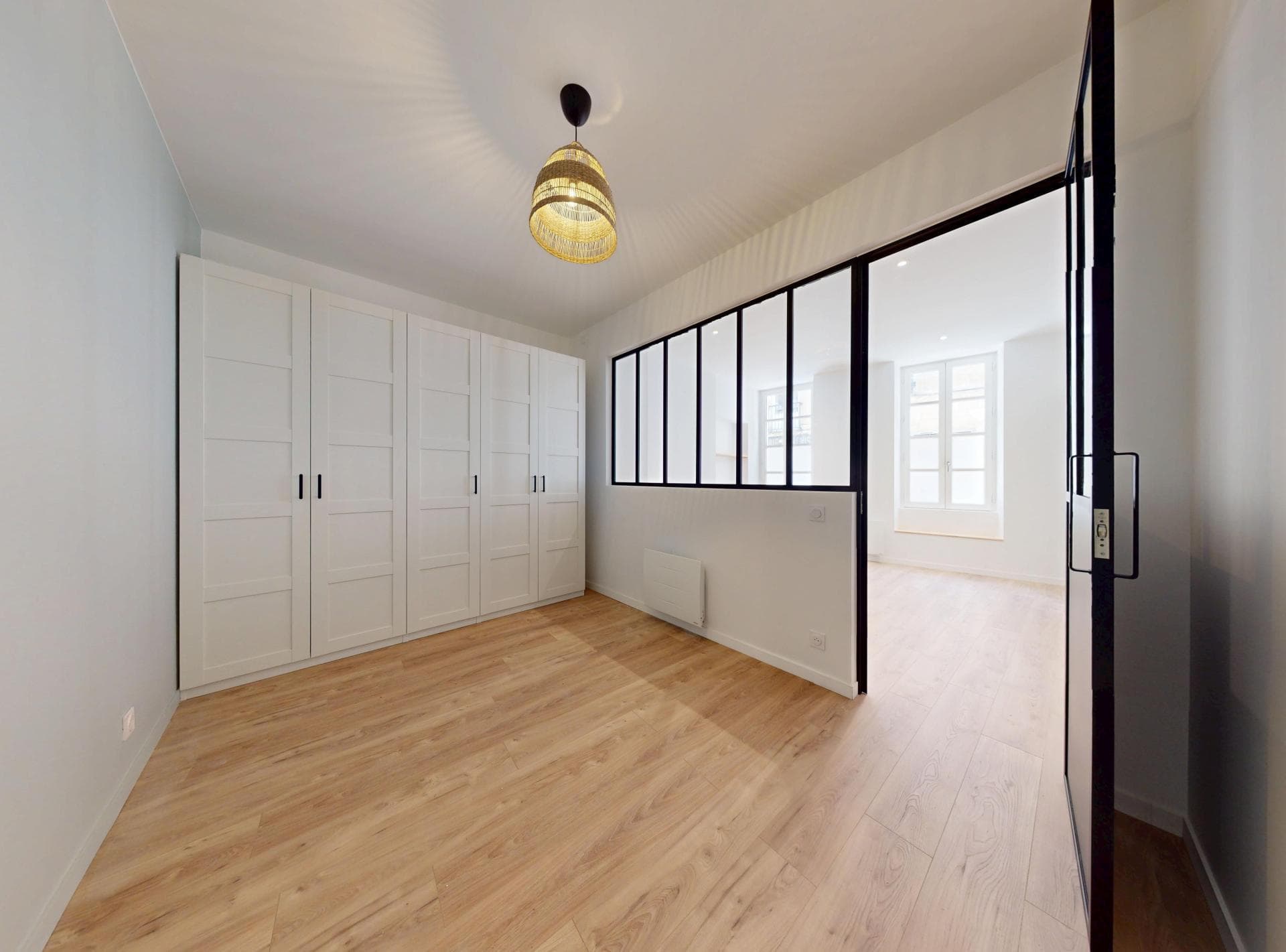 Très bel appartement T3 refait à neuf situé à proximité de l'Hôtel de Ville et de la place Gambetta — photo 3