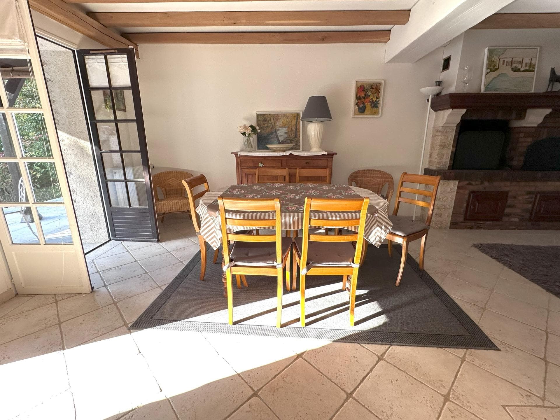 Maison familiale avec garage et box pour chevaux — photo 3