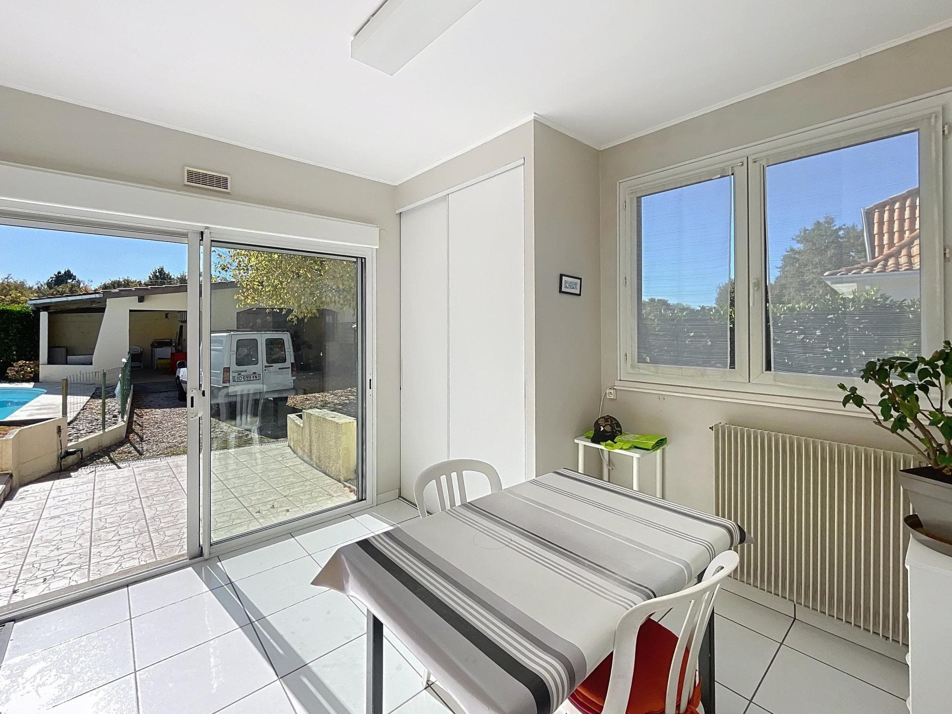 MAISON FAMILIALE, 3/4 CHAMBRES, AVEC PISCINE — photo 9