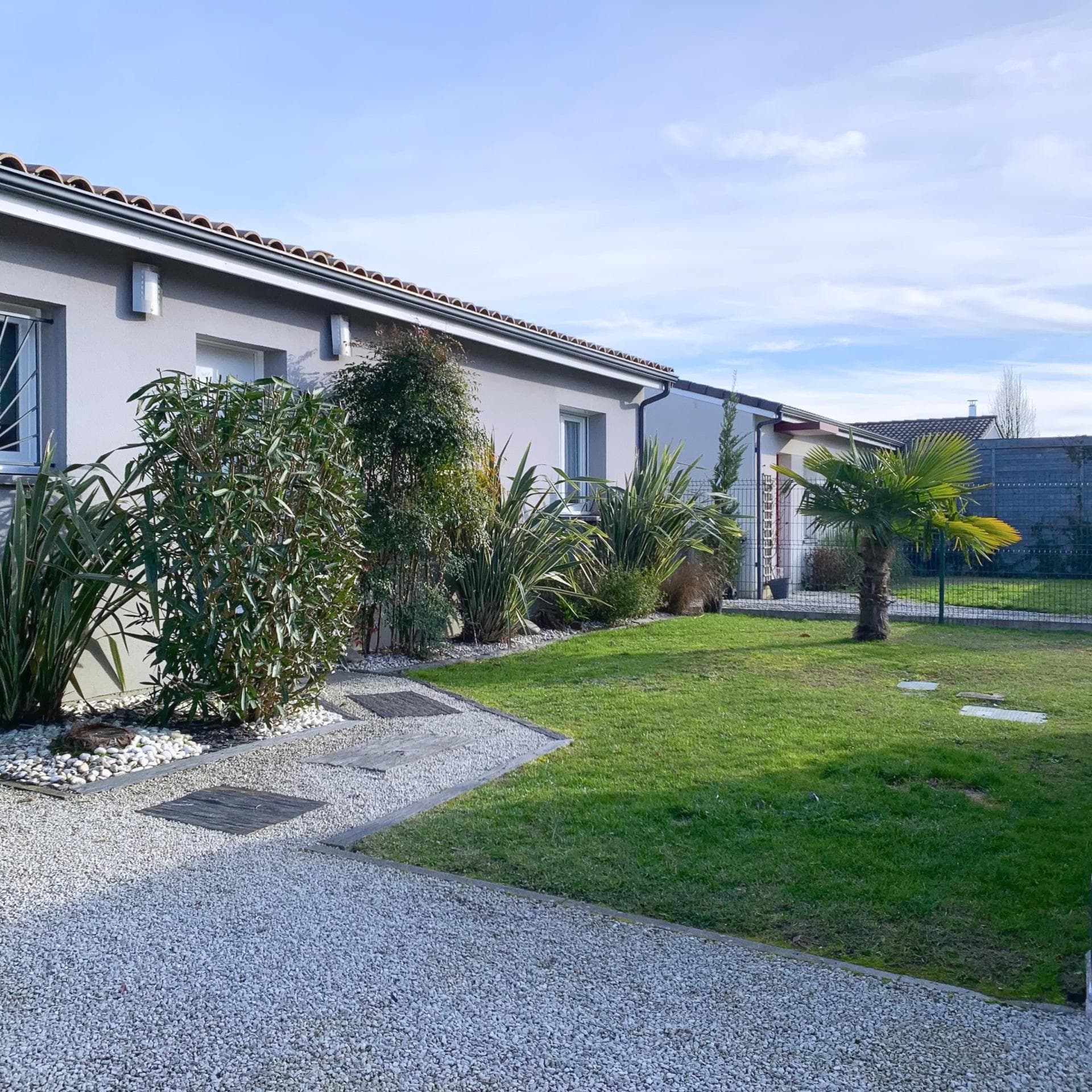 Maison Contemporaine, piscine, pas de travaux