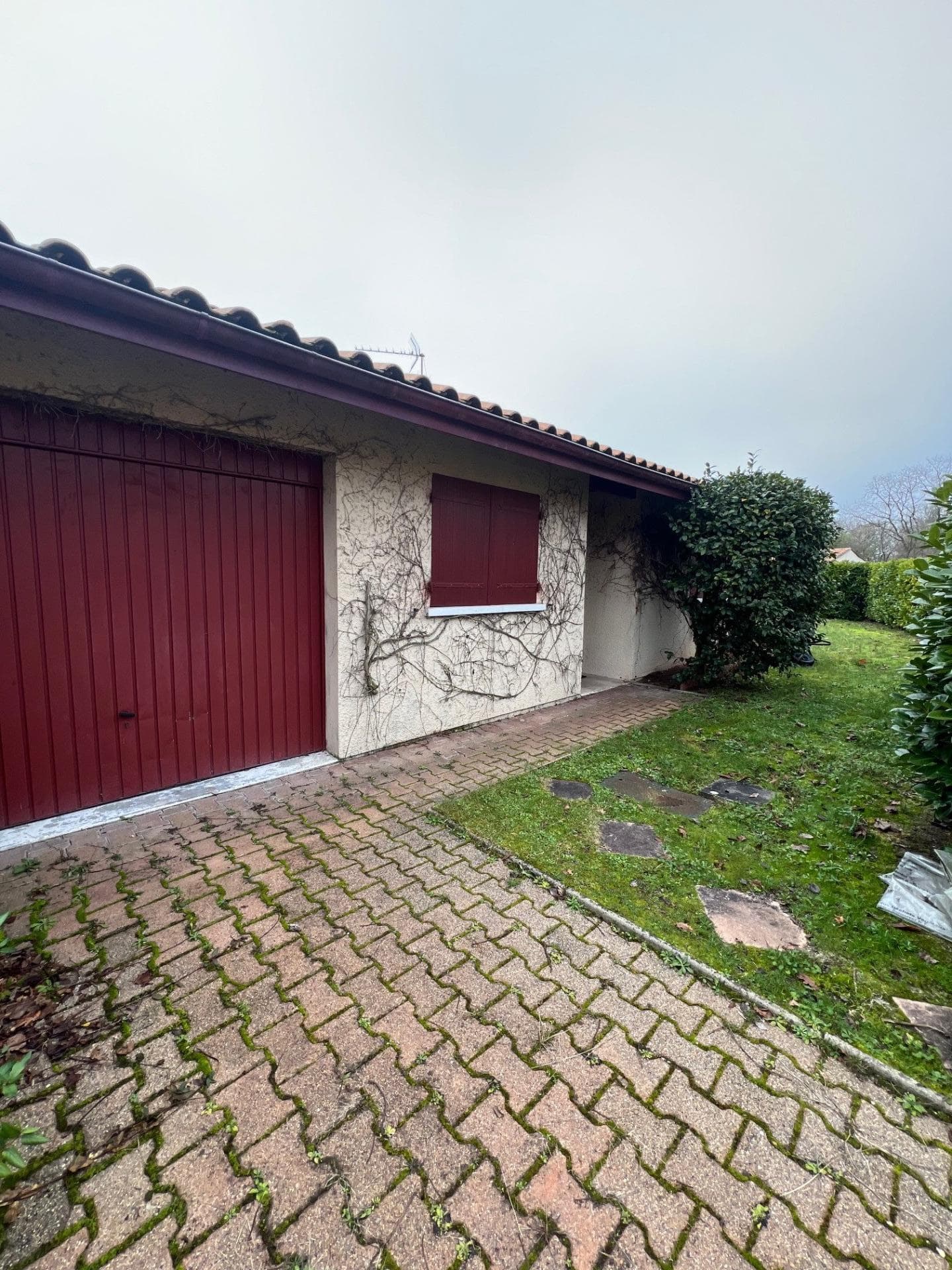 Maison de 80m² avec jardin et garage sur Le Haillan — photo 2