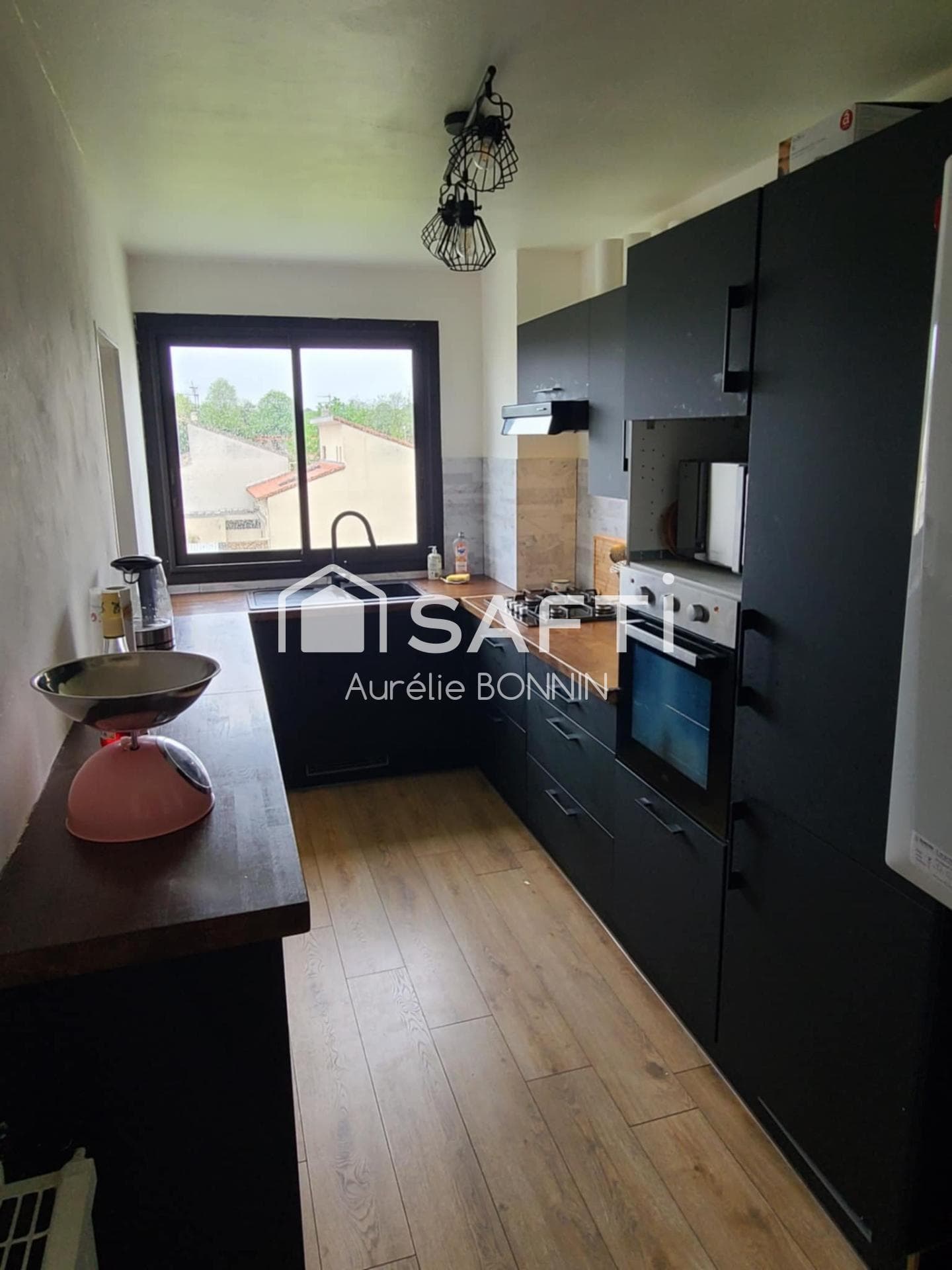 Pessac Le Bourghail, Je vous présente ce bel appartement de 3 pièces rénové sans vis à vis et au dernier étage — photo 5