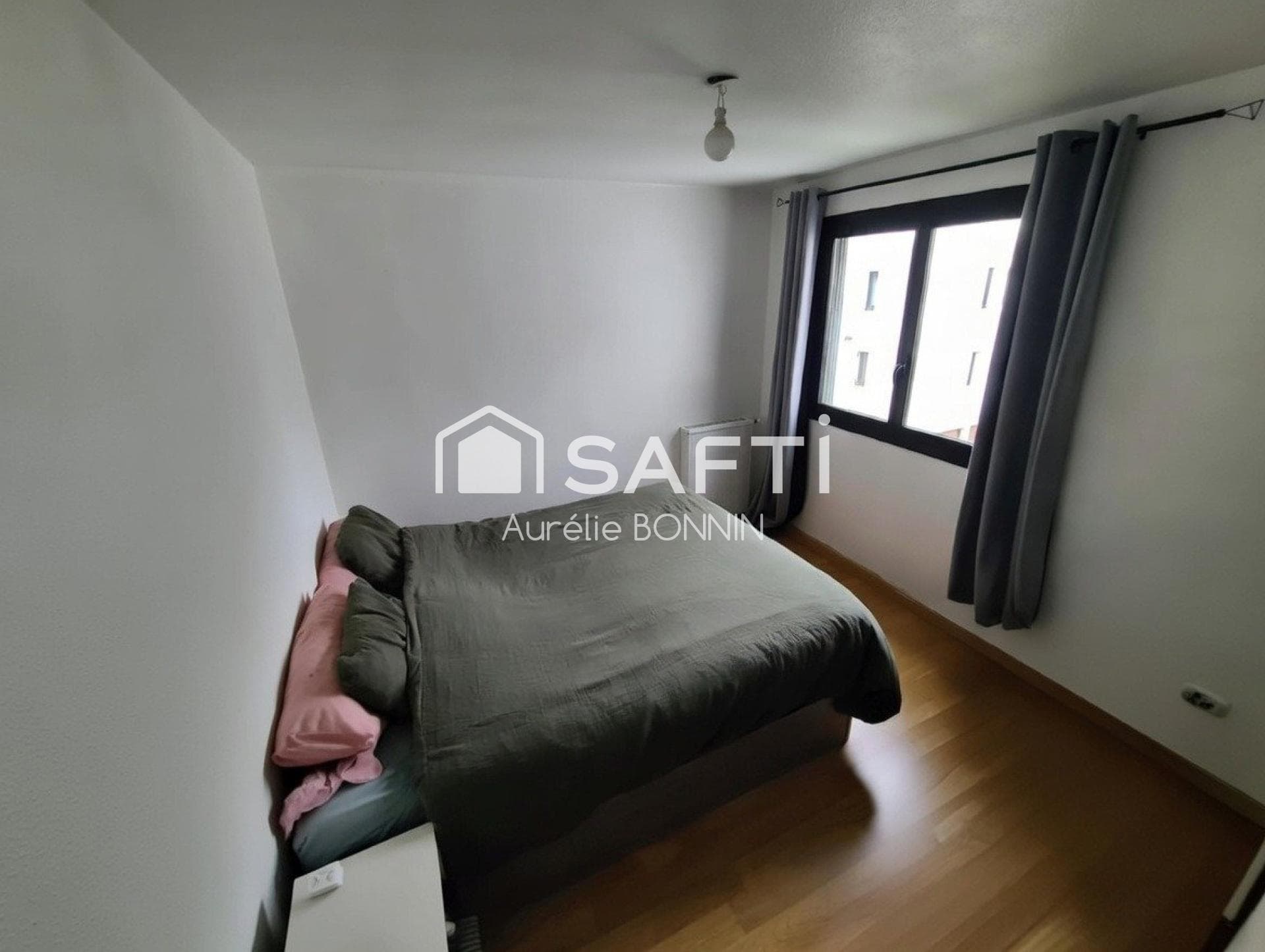 Pessac Le Bourghail, Je vous présente ce bel appartement de 3 pièces rénové sans vis à vis et au dernier étage — photo 8