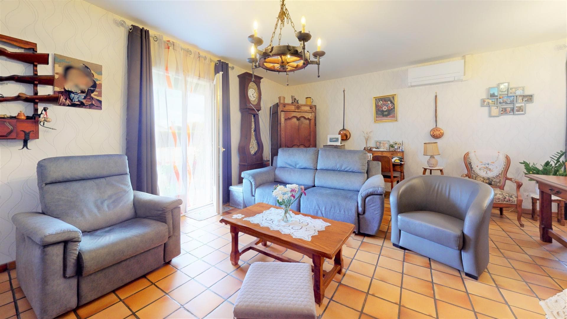 VIAGER Occupé / Homme et Femme de 79 ans — photo 2