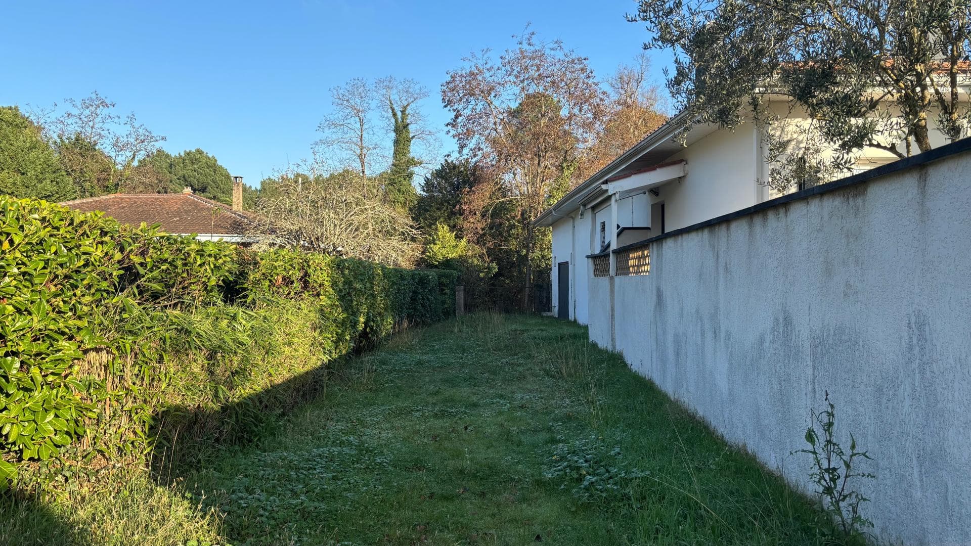 Terrain à construire dans un quartier prisé — photo 3