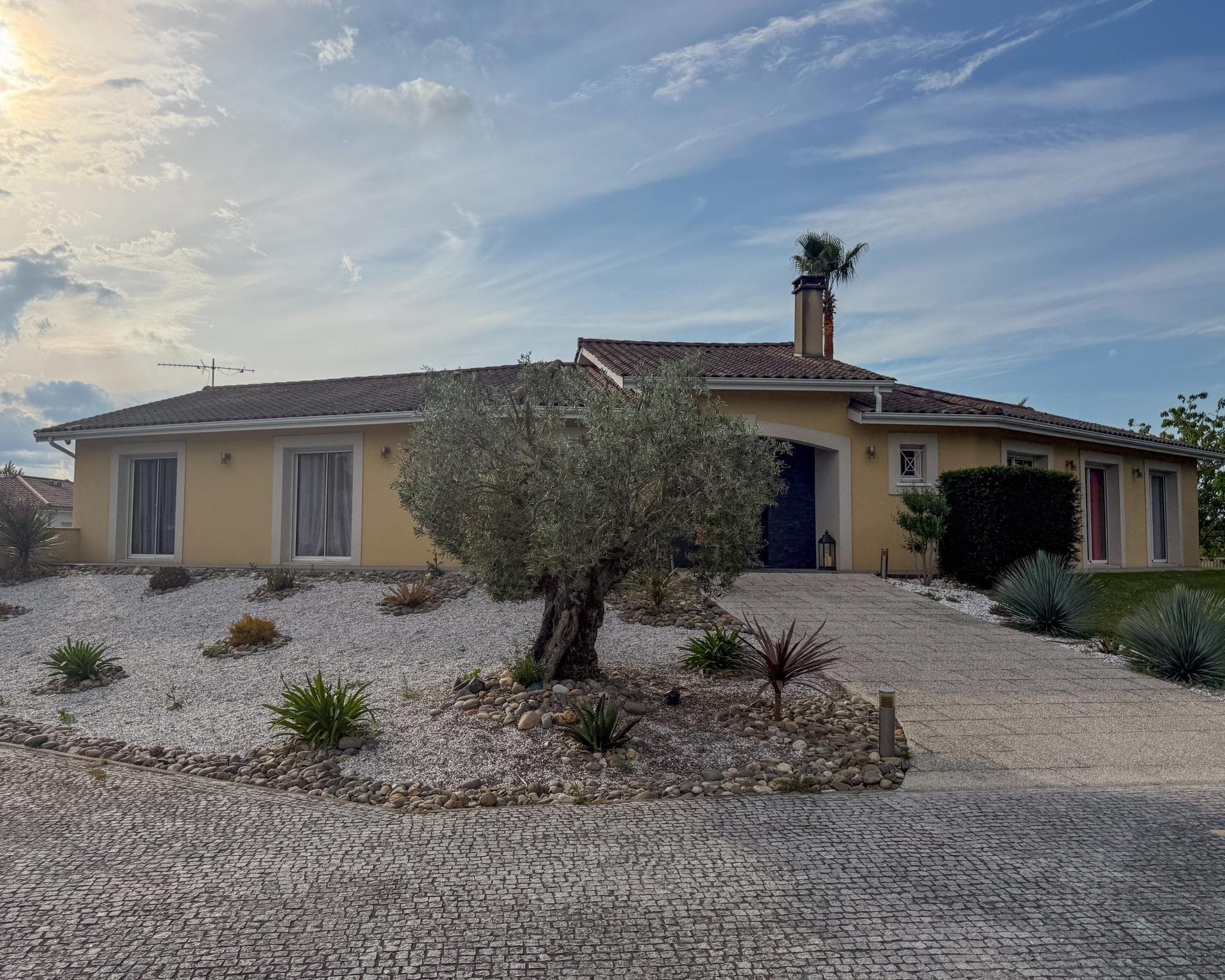 Superbe maison de 165m2 sur un terrain de 2350m2. — photo 19