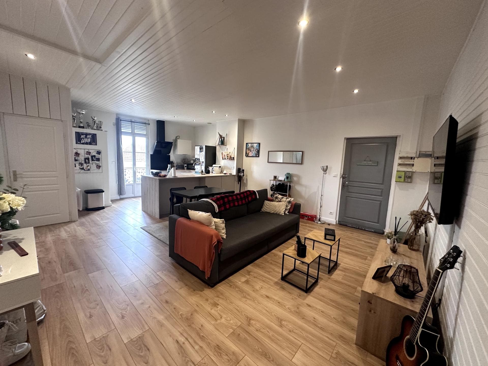Appartement de type 3 rénové avec soin — photo 2