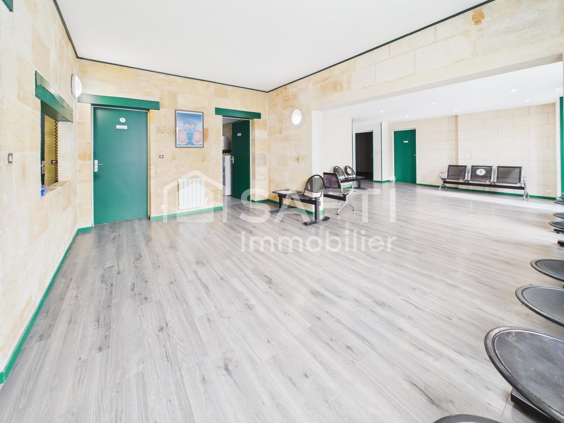 Local commercial ou proffesionnel (bureaux) — photo 11