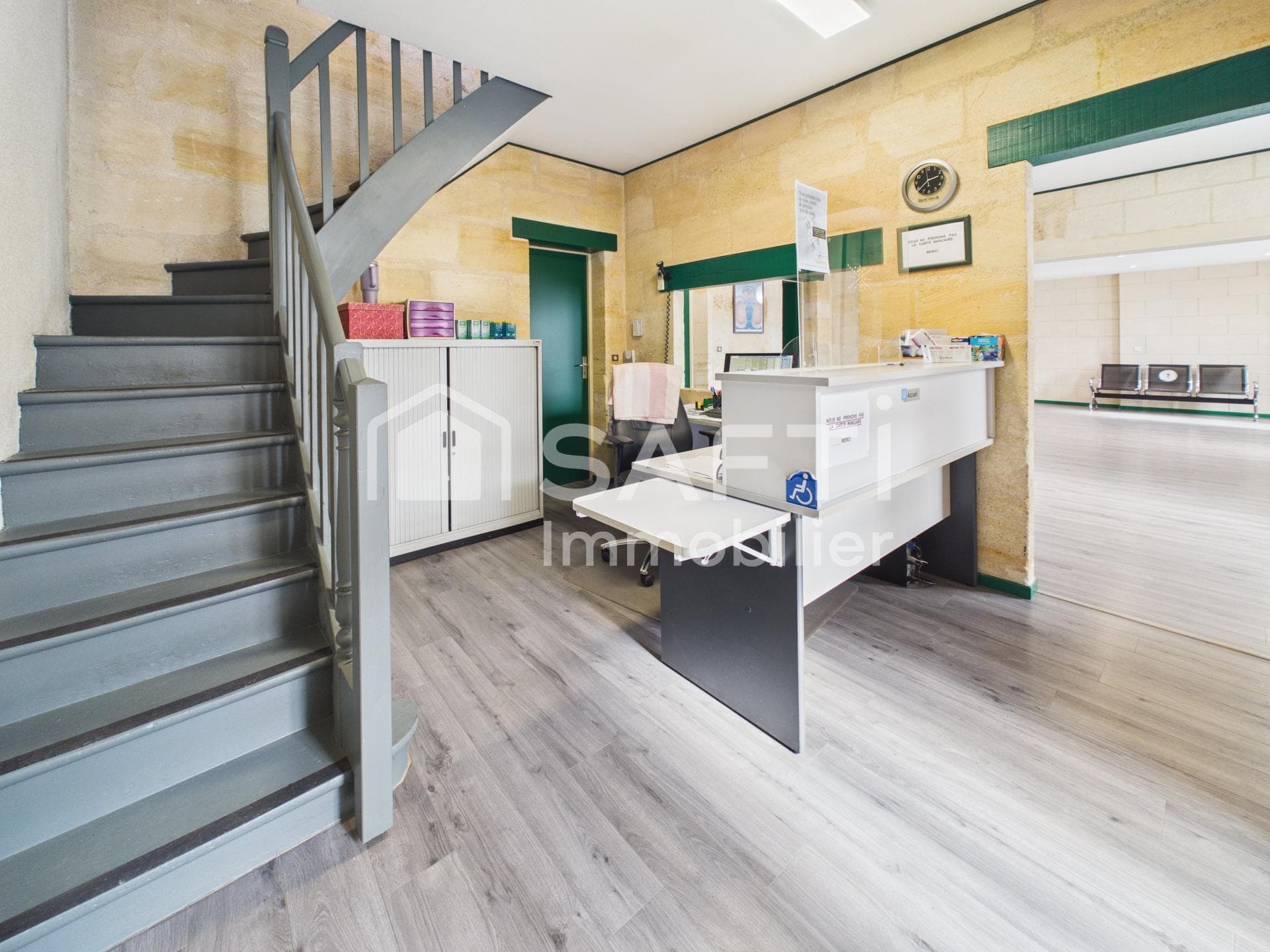 Local commercial ou proffesionnel (bureaux) — photo 10