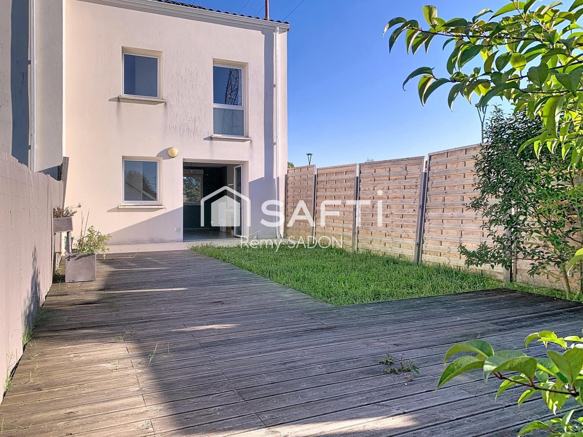 Maison T2 45m2, Lumineux, Jardin de 67m2.