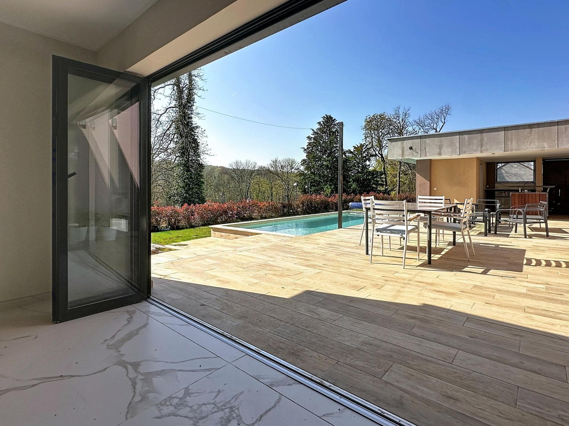 Propriété hors norme au style contemporain — photo 6