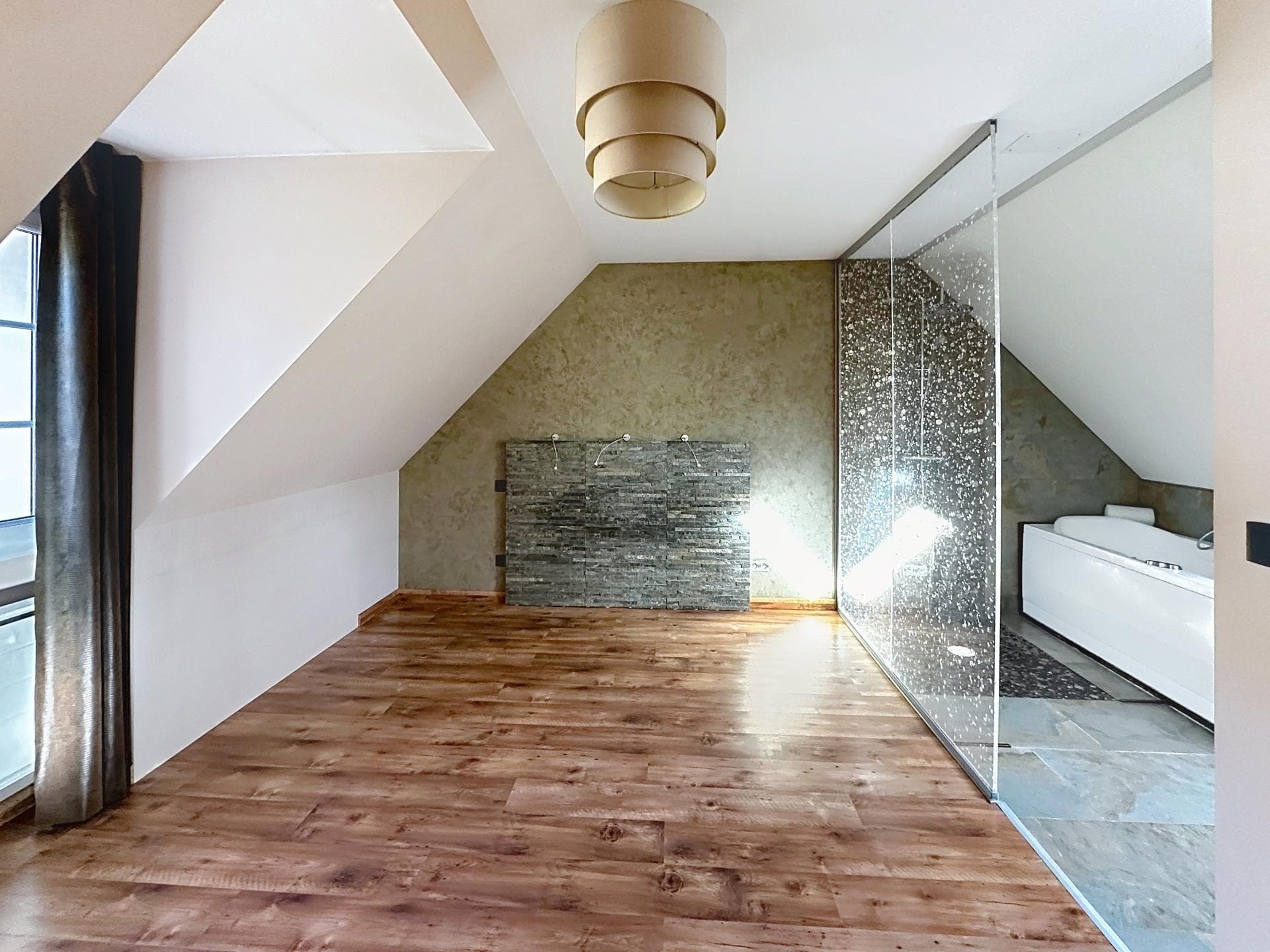 194 m² de volumes au cœur de la nature ... — photo 6