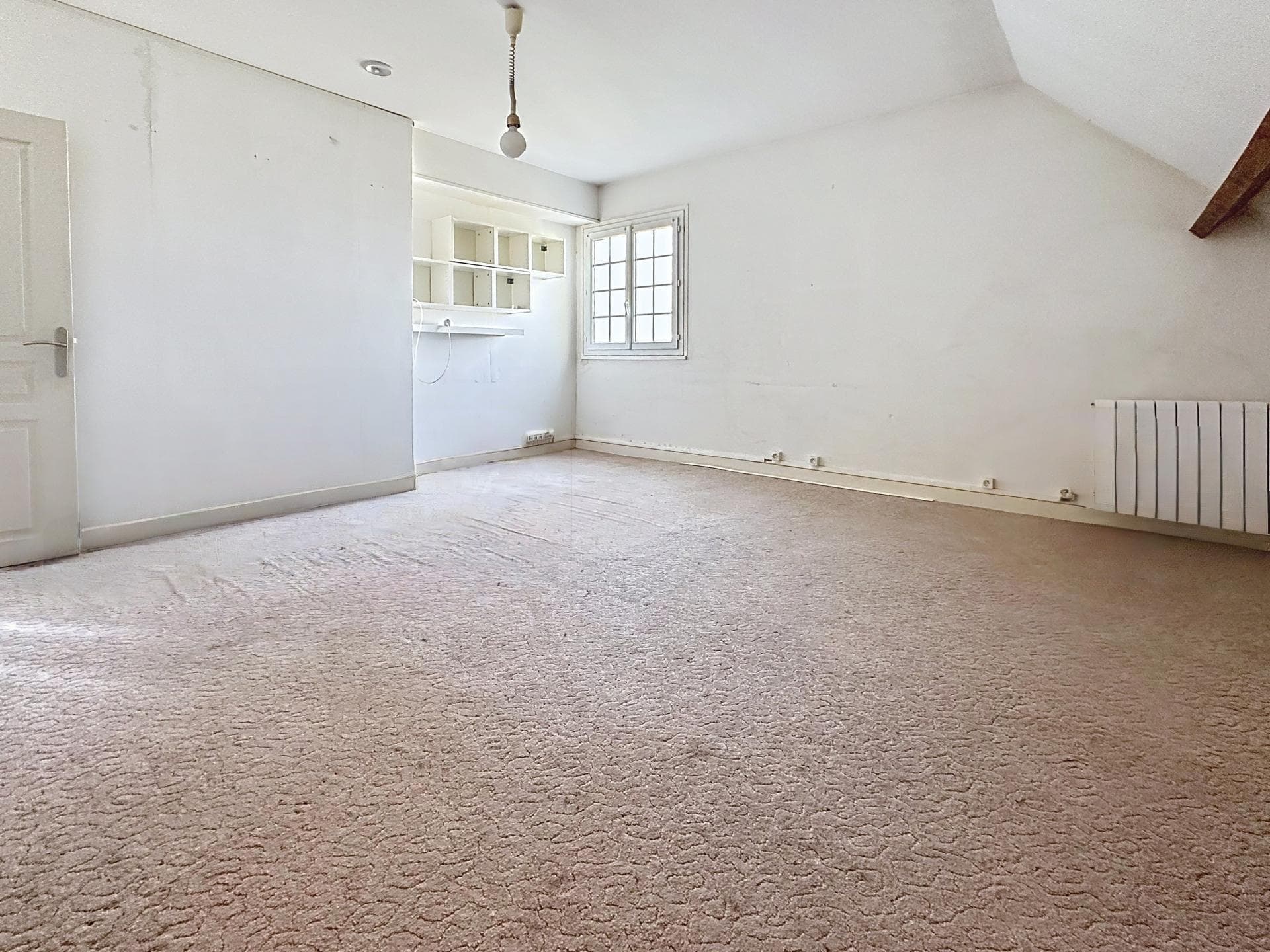 196 m², grand potentiel, sous-sol, secteur prisé — photo 10