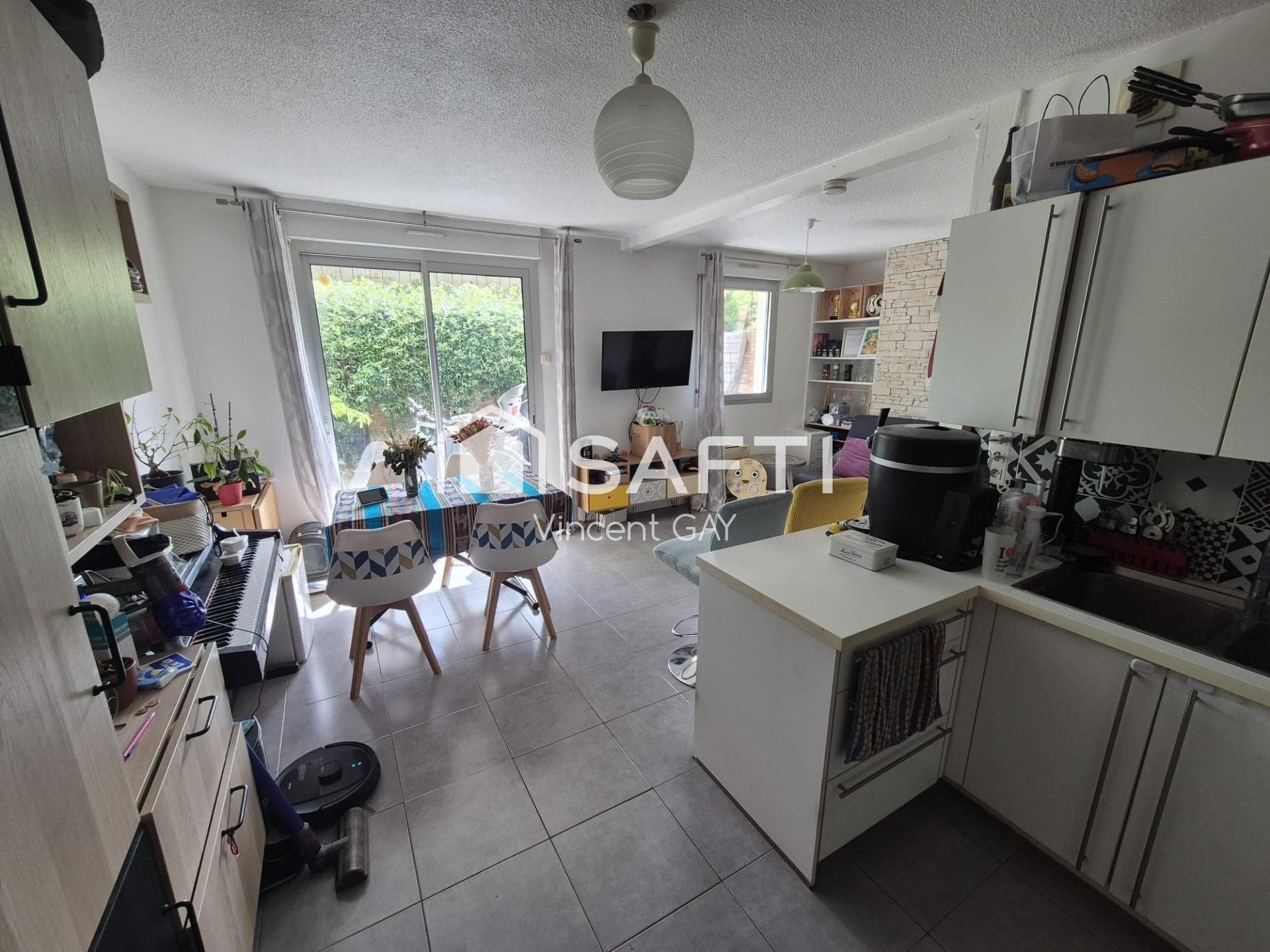 Rare sur St Genès Appartement 60 m2 avec Jardin — photo 2