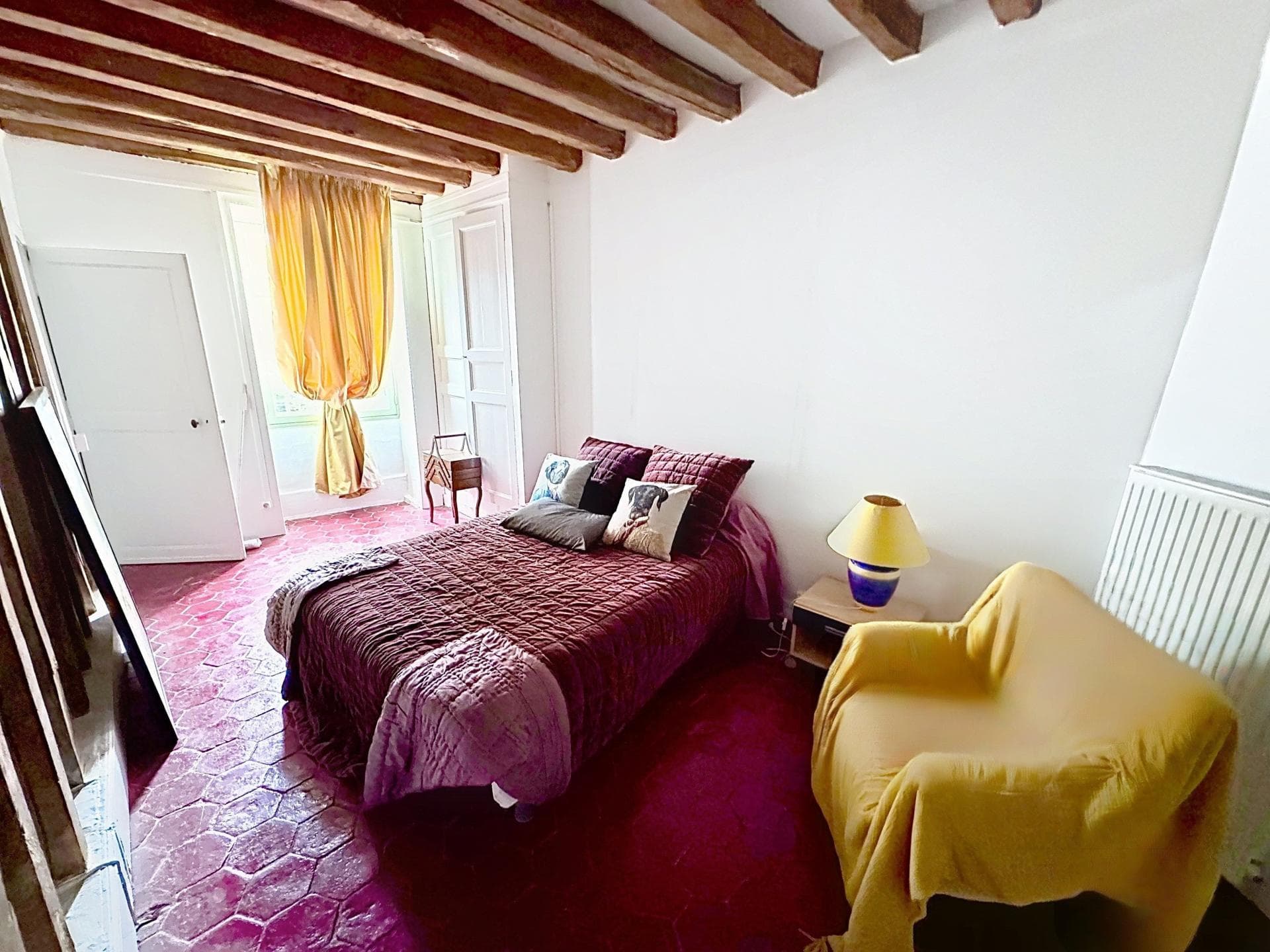 Longère de charme avec logement loué et grange — photo 11