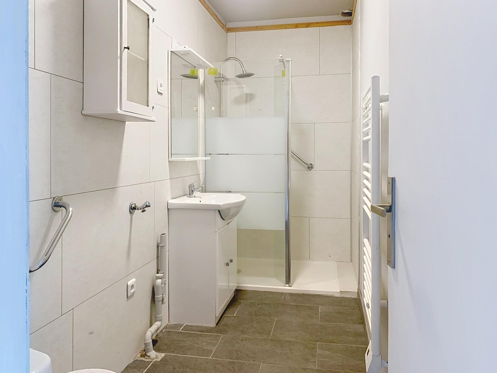 Maison avec piscine + appartement, proche du lac, — photo 9