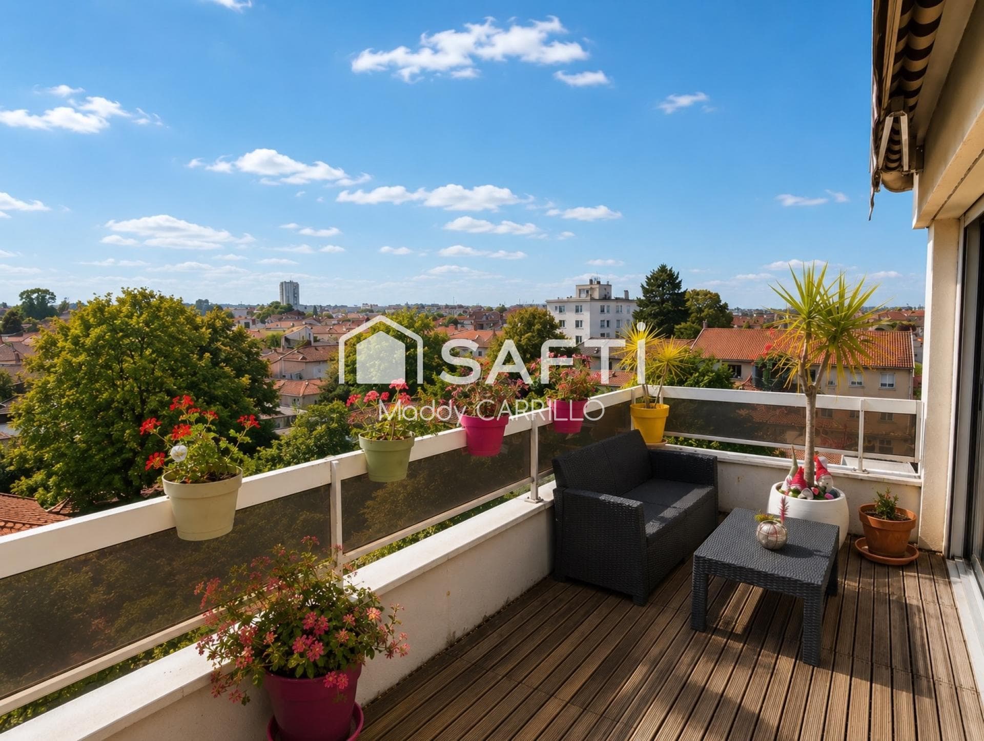 Dernier étage, terrasse et lumière : une adresse rare au cœur du Bouscat — photo 2