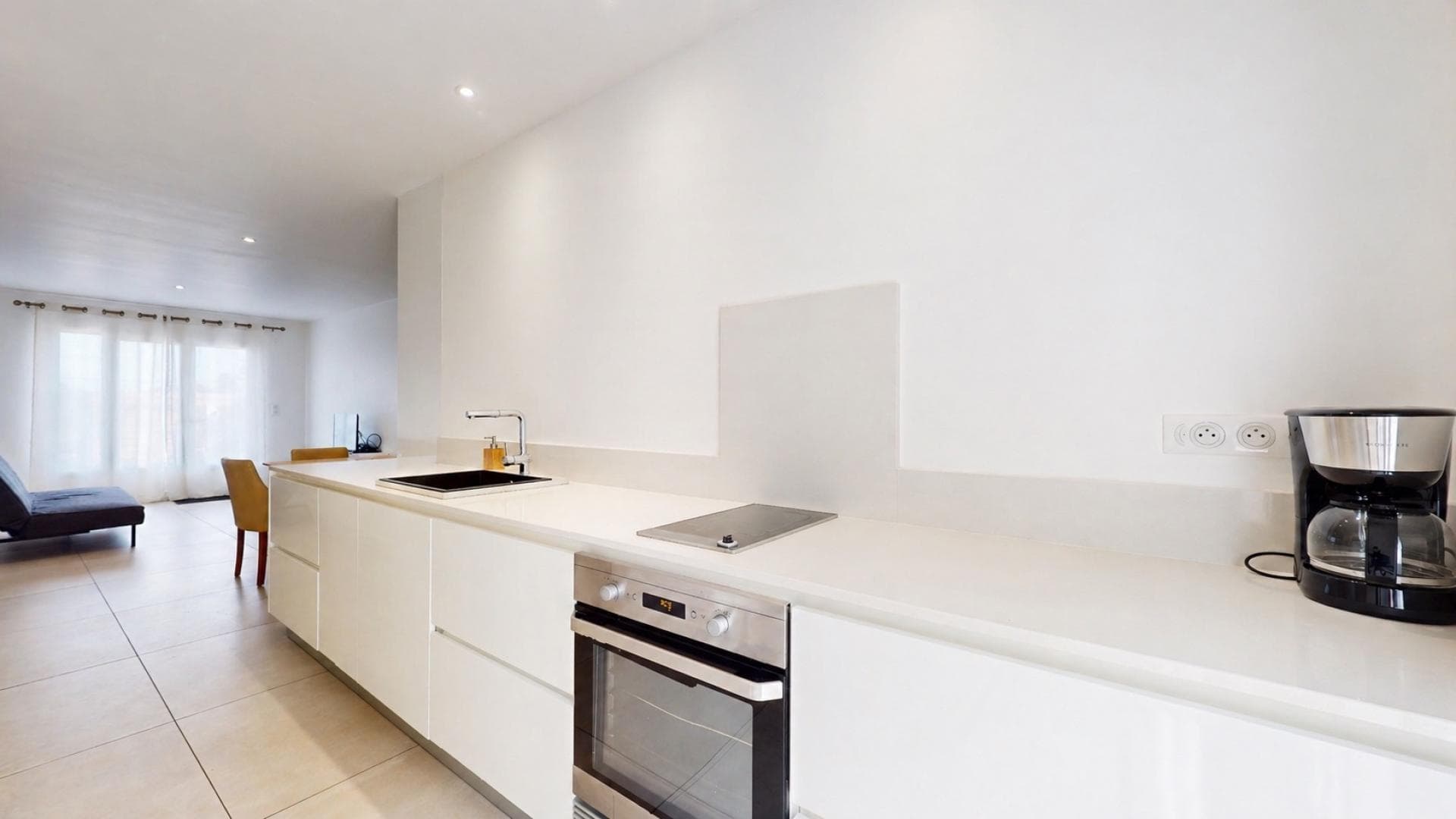 Maison + Studio avec entrée indépendante — photo 16
