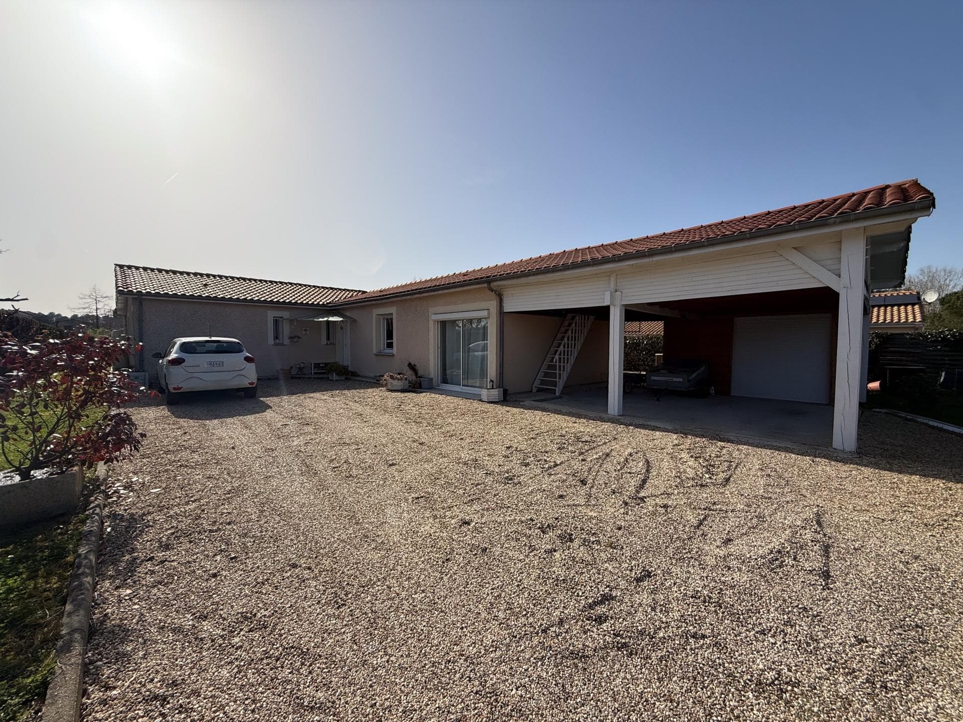 Maison familiale 162m2 avec piscine et 5 chambres — photo 12