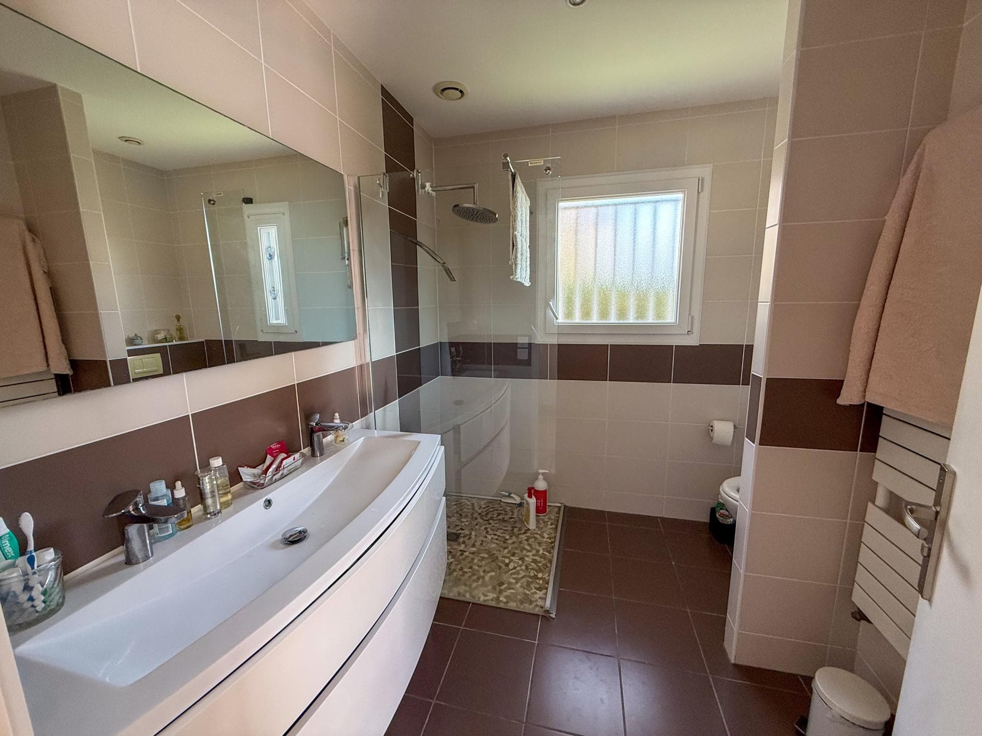 Maison familiale 162m2 avec piscine et 5 chambres — photo 9