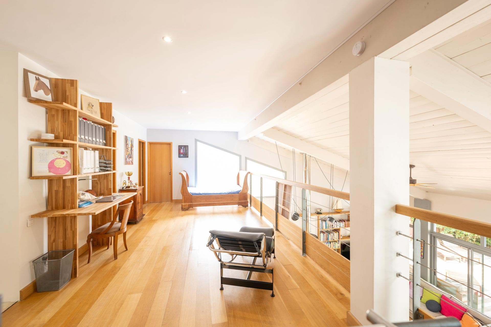 Talence forum superbe villa d'architecte de 307m² avec garage, piscine et dépendance aménagée — photo 16