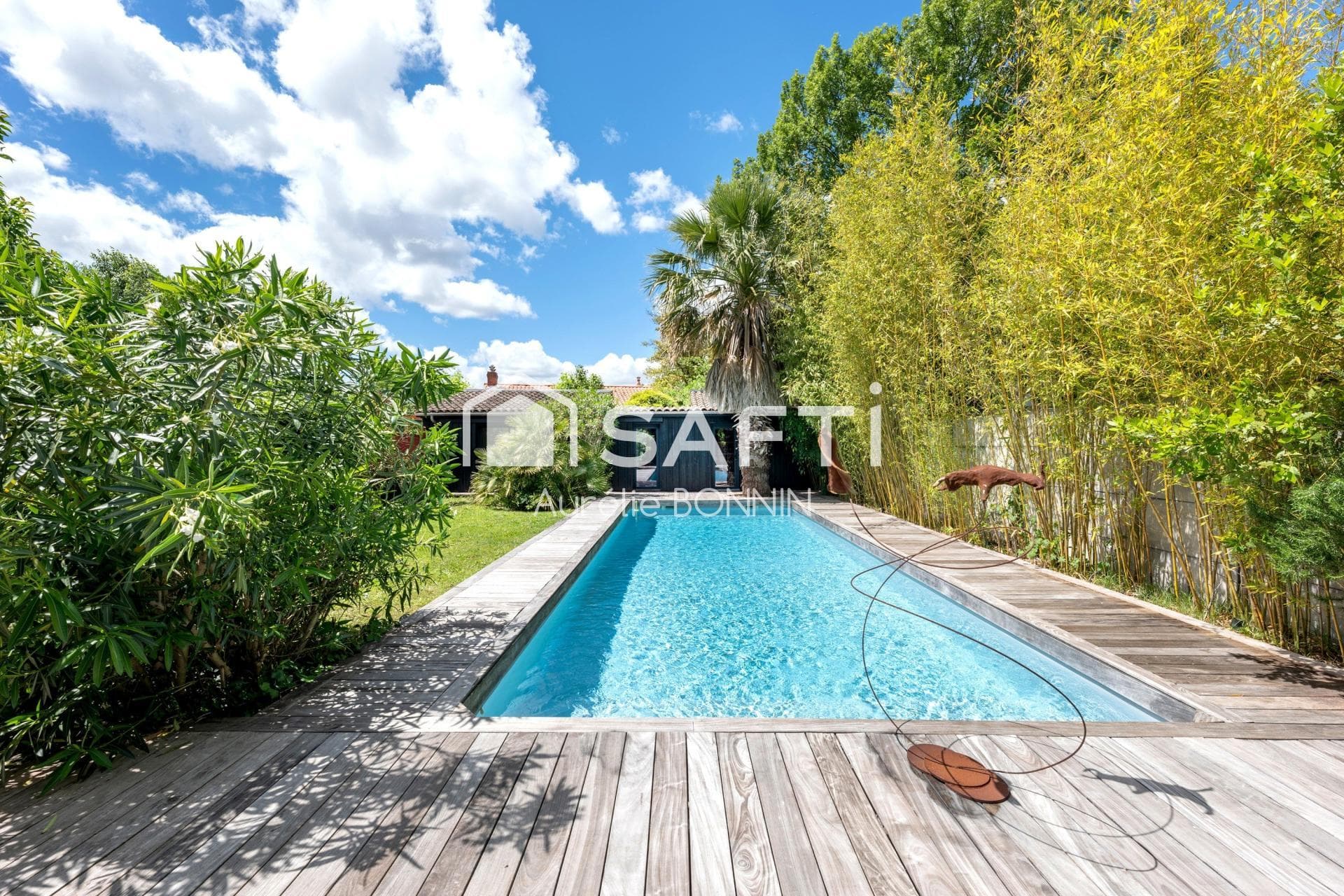 Talence forum superbe villa d'architecte de 307m² avec garage, piscine et dépendance aménagée — photo 6