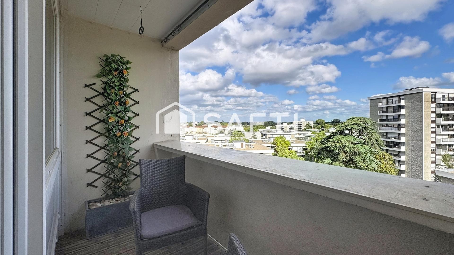 Appartement traversant au coeur de mérignac centre — photo 9