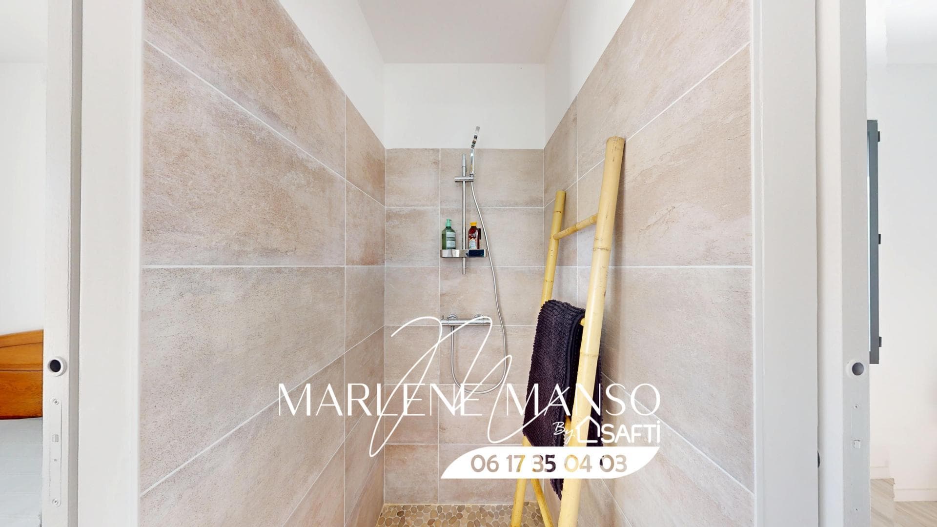 Maison 3 chambres, 1 bureau, garage et piscine — photo 8