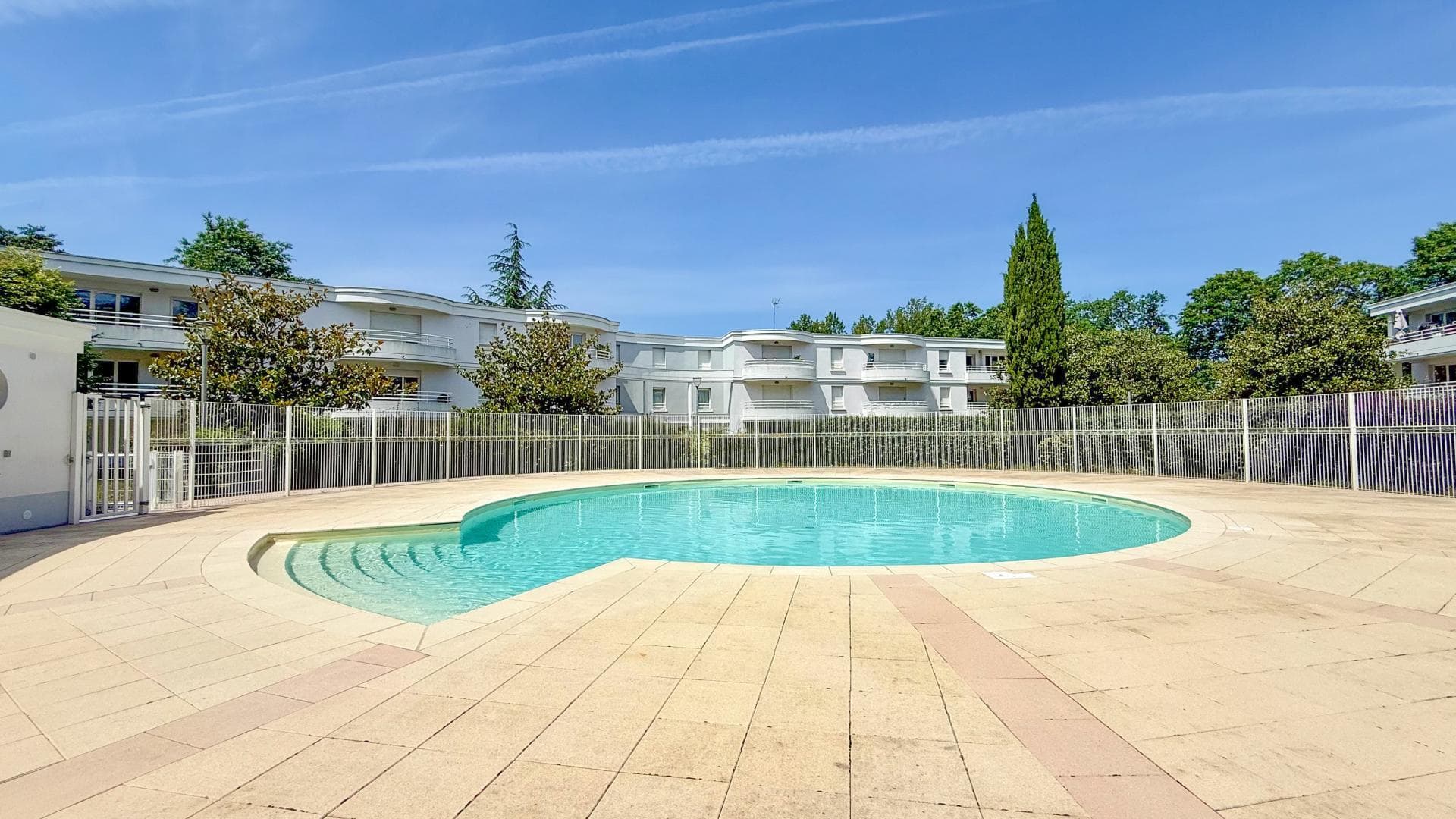 Appartement 3 pièces (calme|piscine|parking) — photo 3