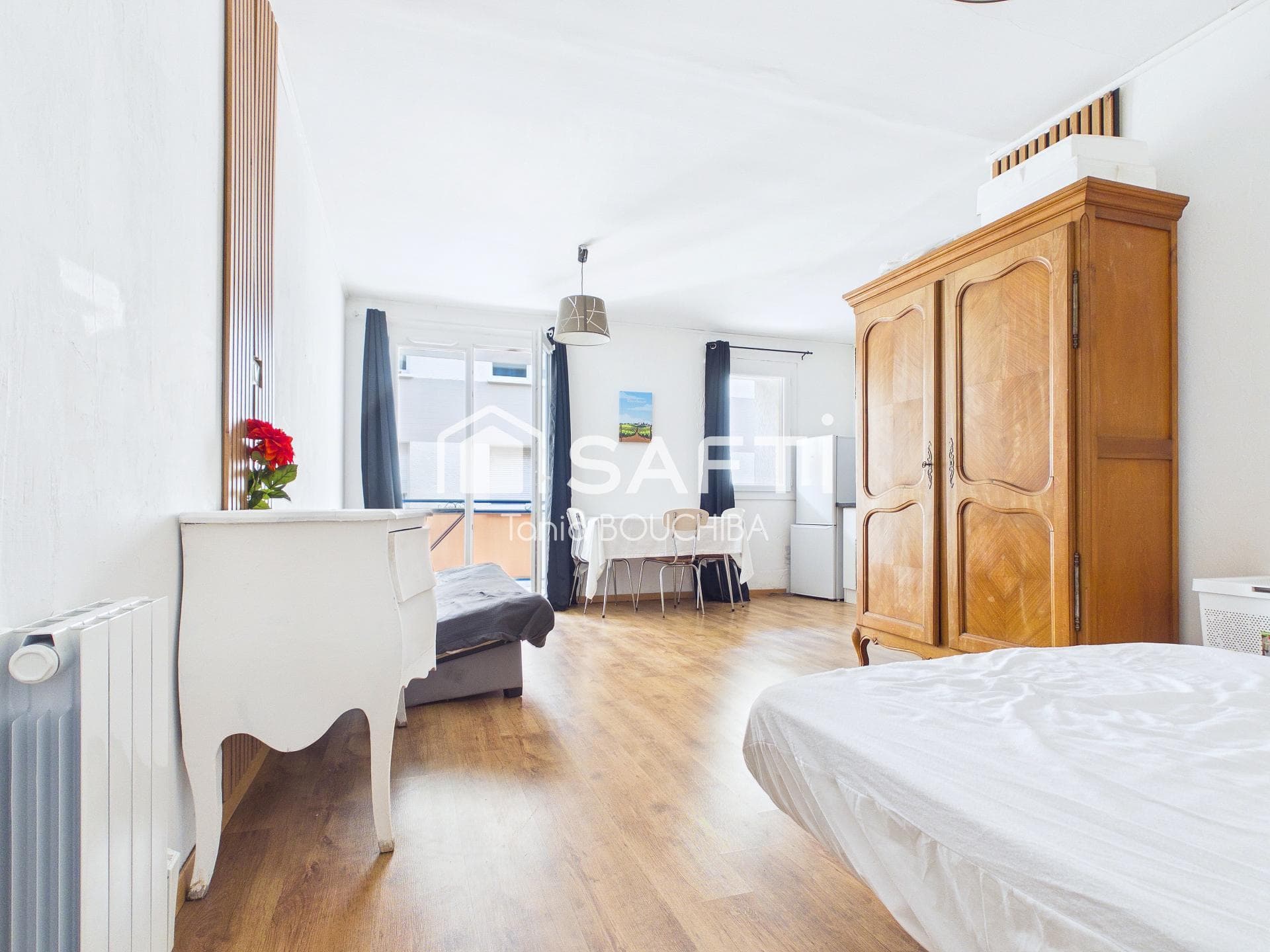 Studio avec balcon, adresse privilégiée
