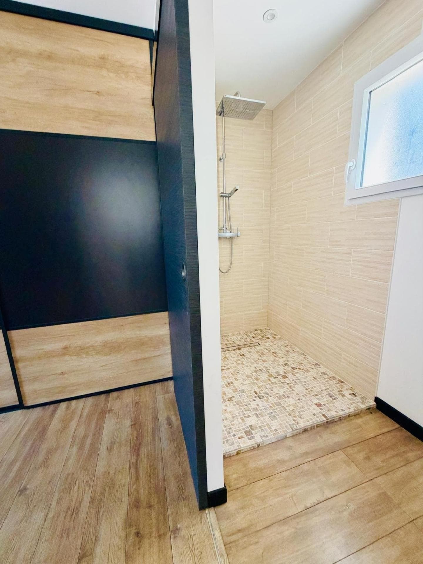 Maison moderne et confortable — photo 9