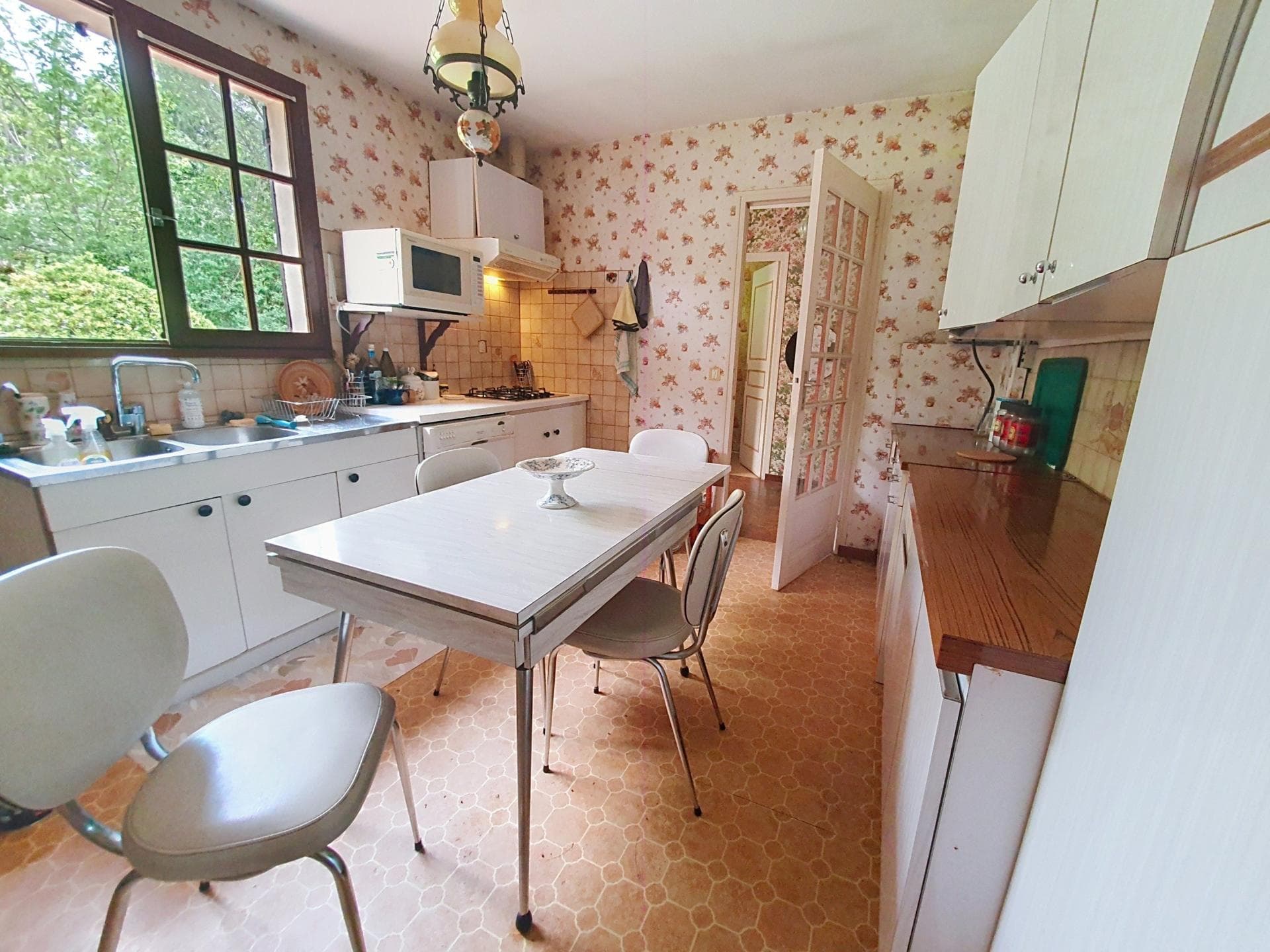 Grande maison T6 avec grand jardin — photo 13
