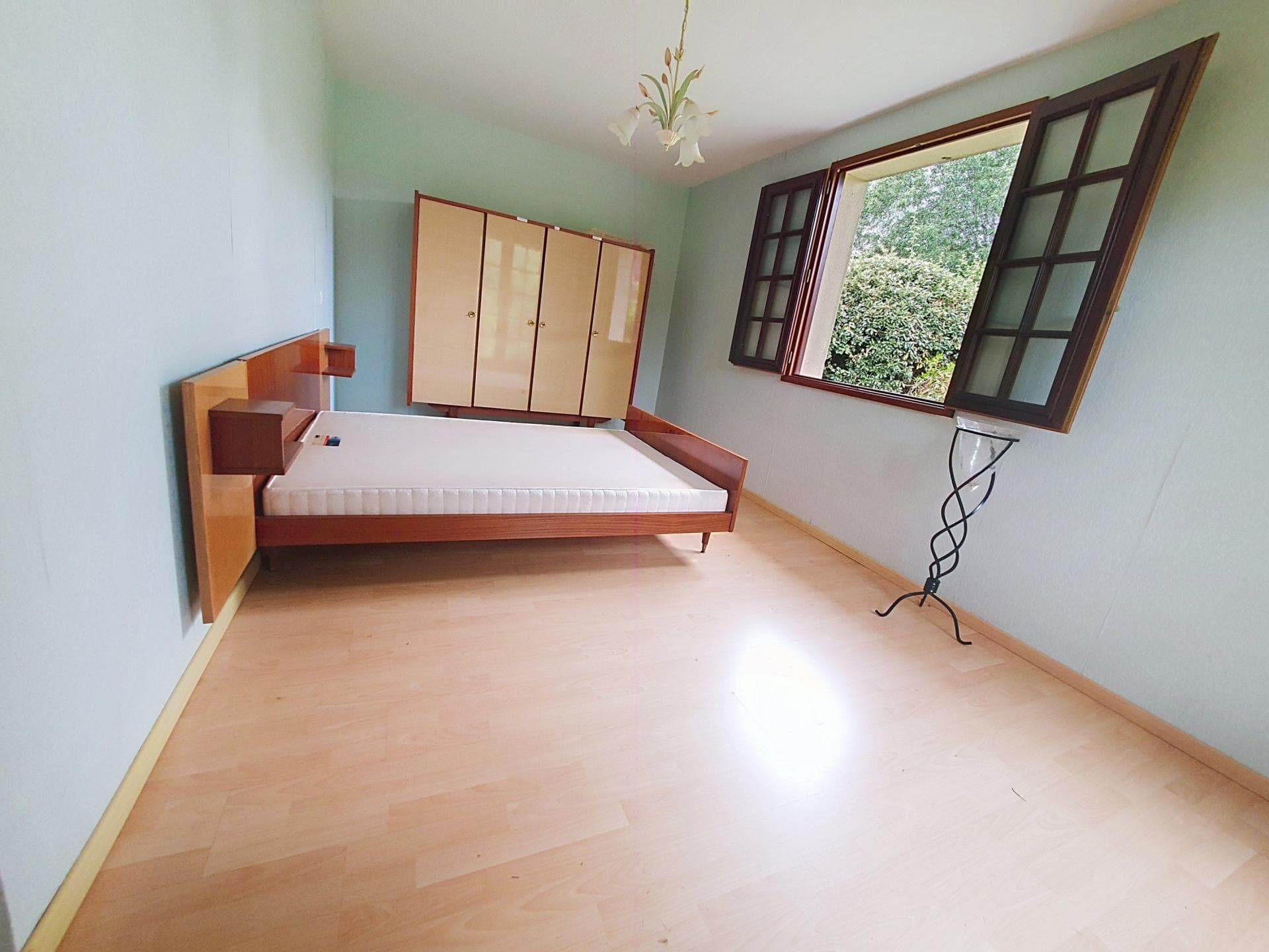 Grande maison T6 avec grand jardin — photo 4