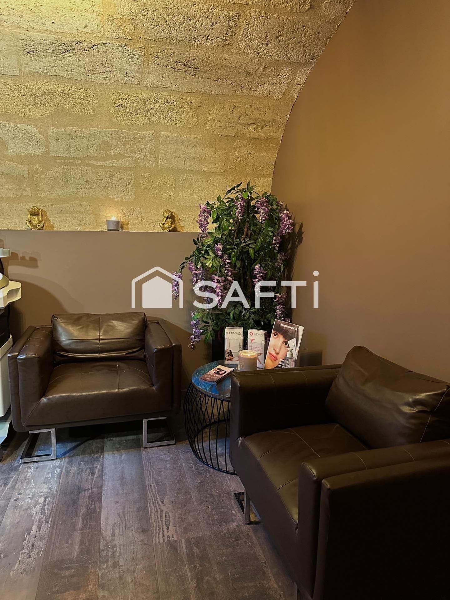Fonds de commerce Coiffure – Esthétique en plein centre-ville — photo 6