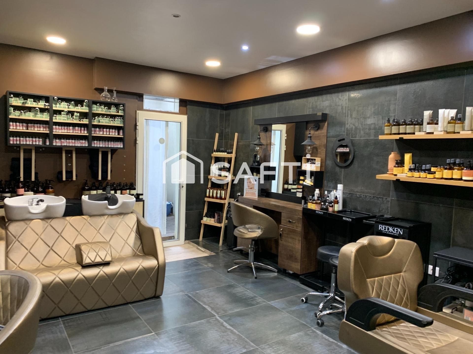 Fonds de commerce Coiffure – Esthétique en plein centre-ville