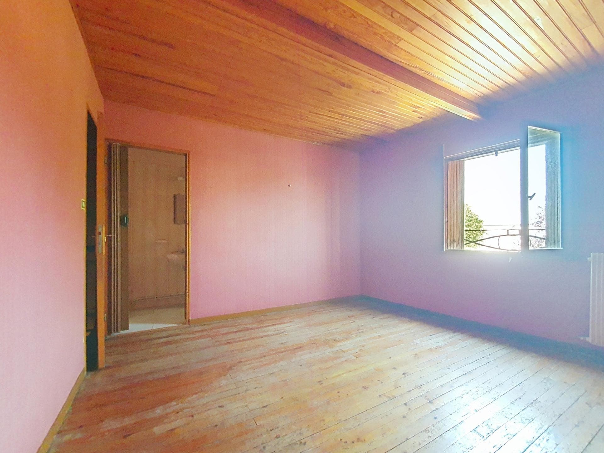 Grande maison T6 — photo 12