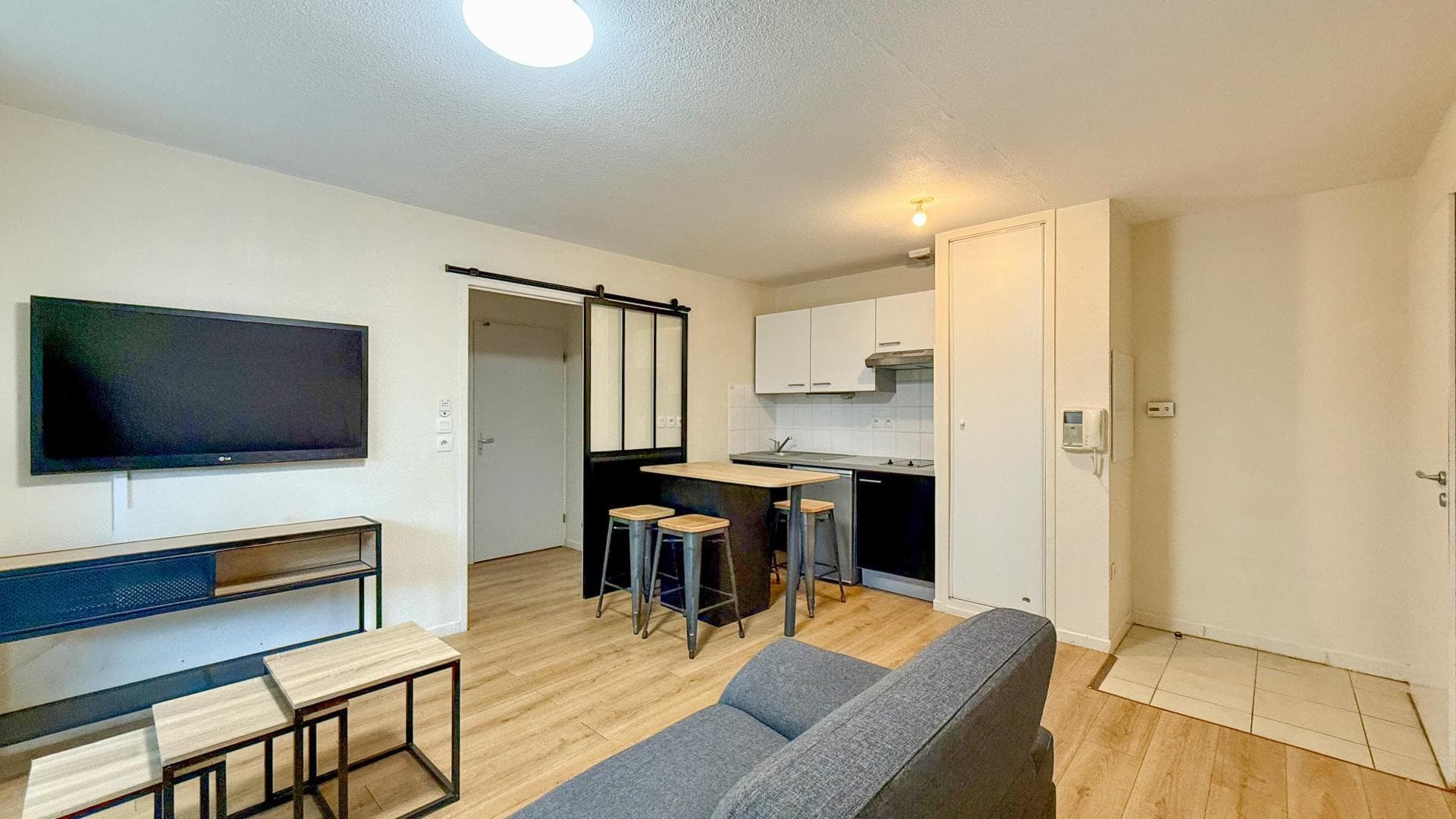Appartement T2 (calme, jardinet, parking et tram) — photo 4