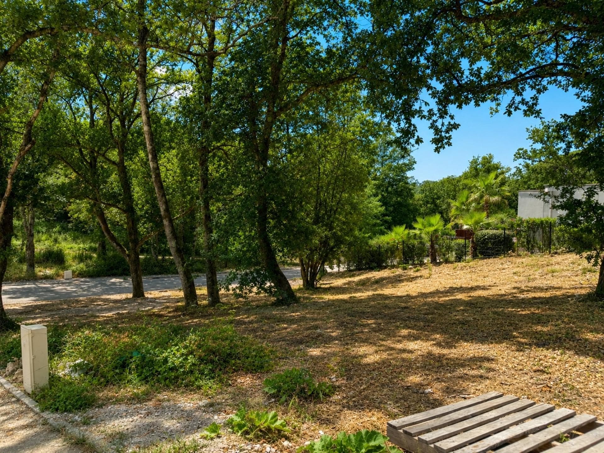 Terrain viabilisé de 847 m² sur les hauteurs de Bouliac