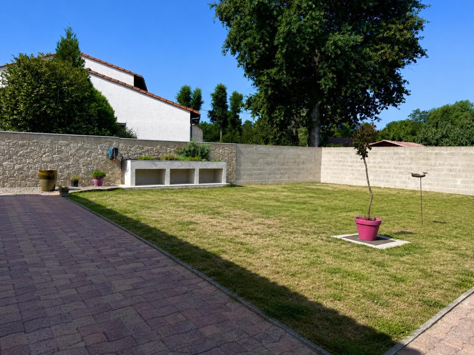 Terrain de 424 m² avec bâti existant à réaménager — photo 3