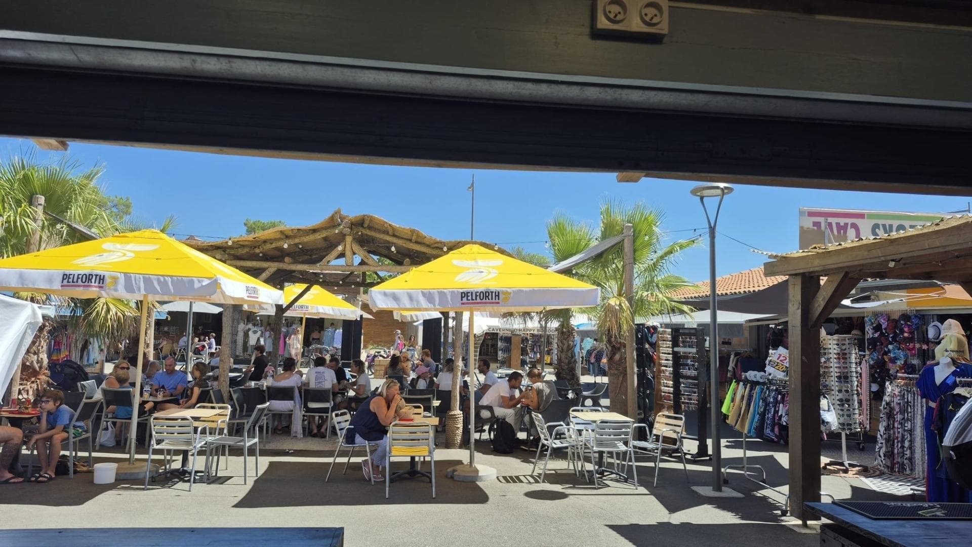 Restaurant à Burgers , logement possible