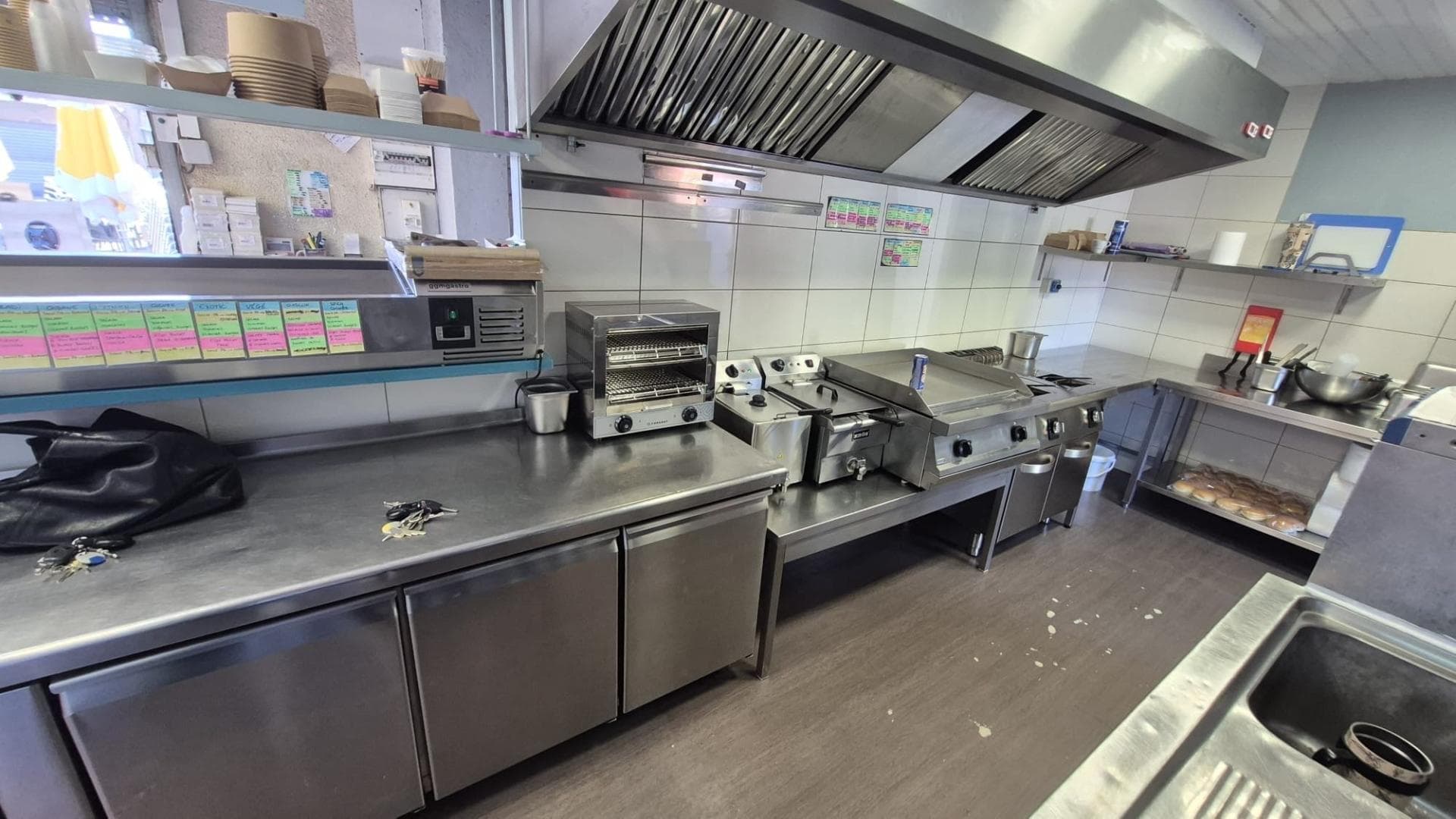 Restaurant à Burgers , logement possible — photo 3